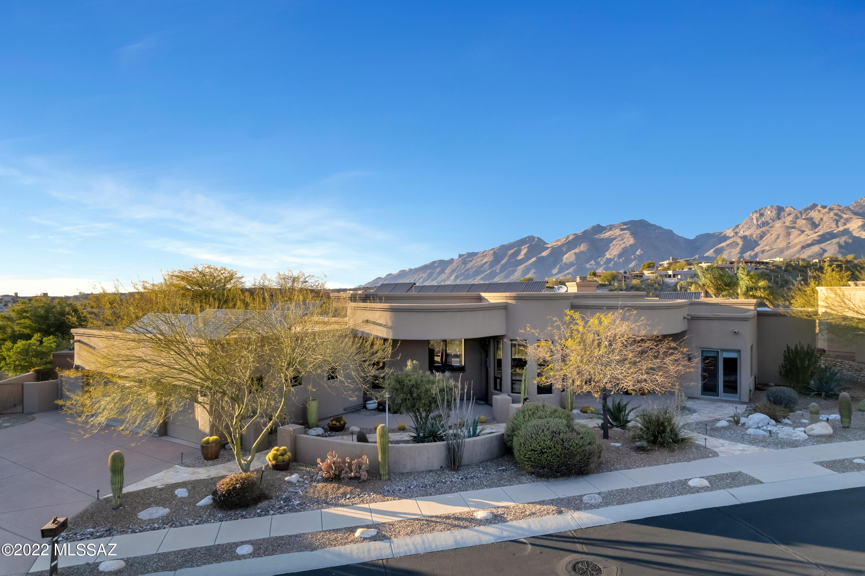 Sabino Mountain (1-290) - Residential