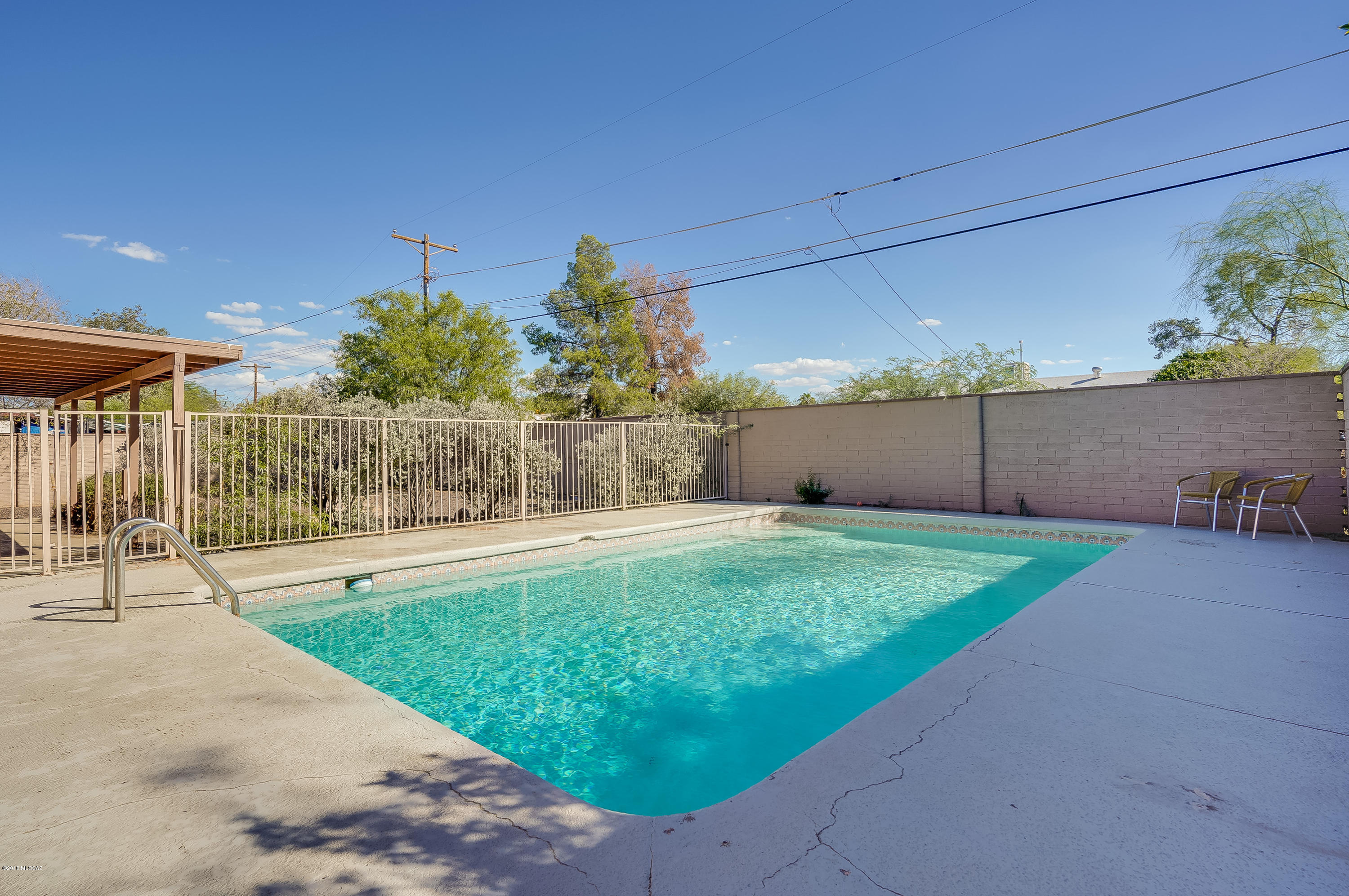 Del Monte Village - Residential