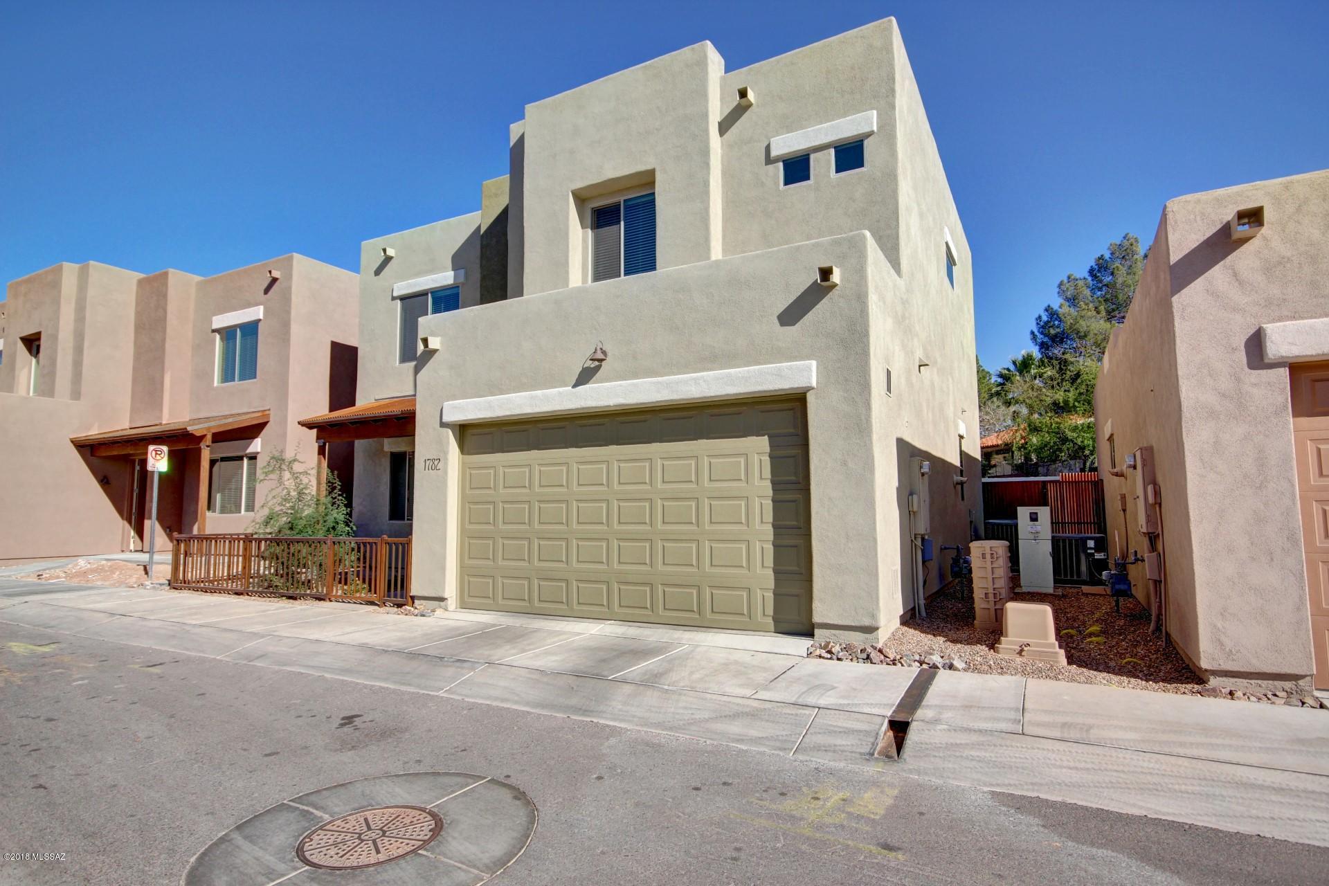 Alamo Crossing - Residential