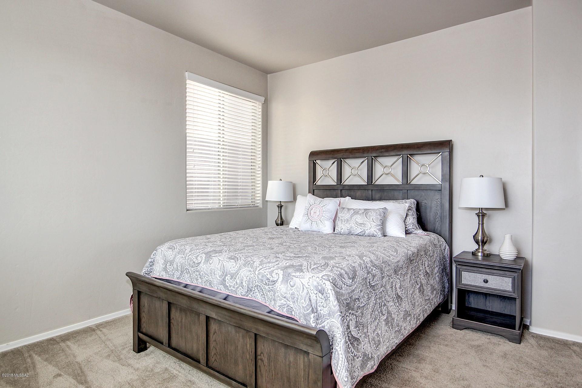 Alamo Crossing - Residential