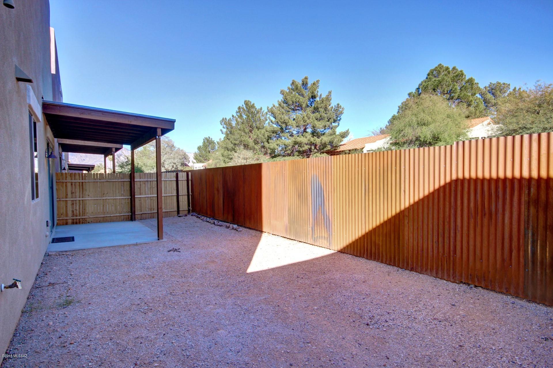 Alamo Crossing - Residential