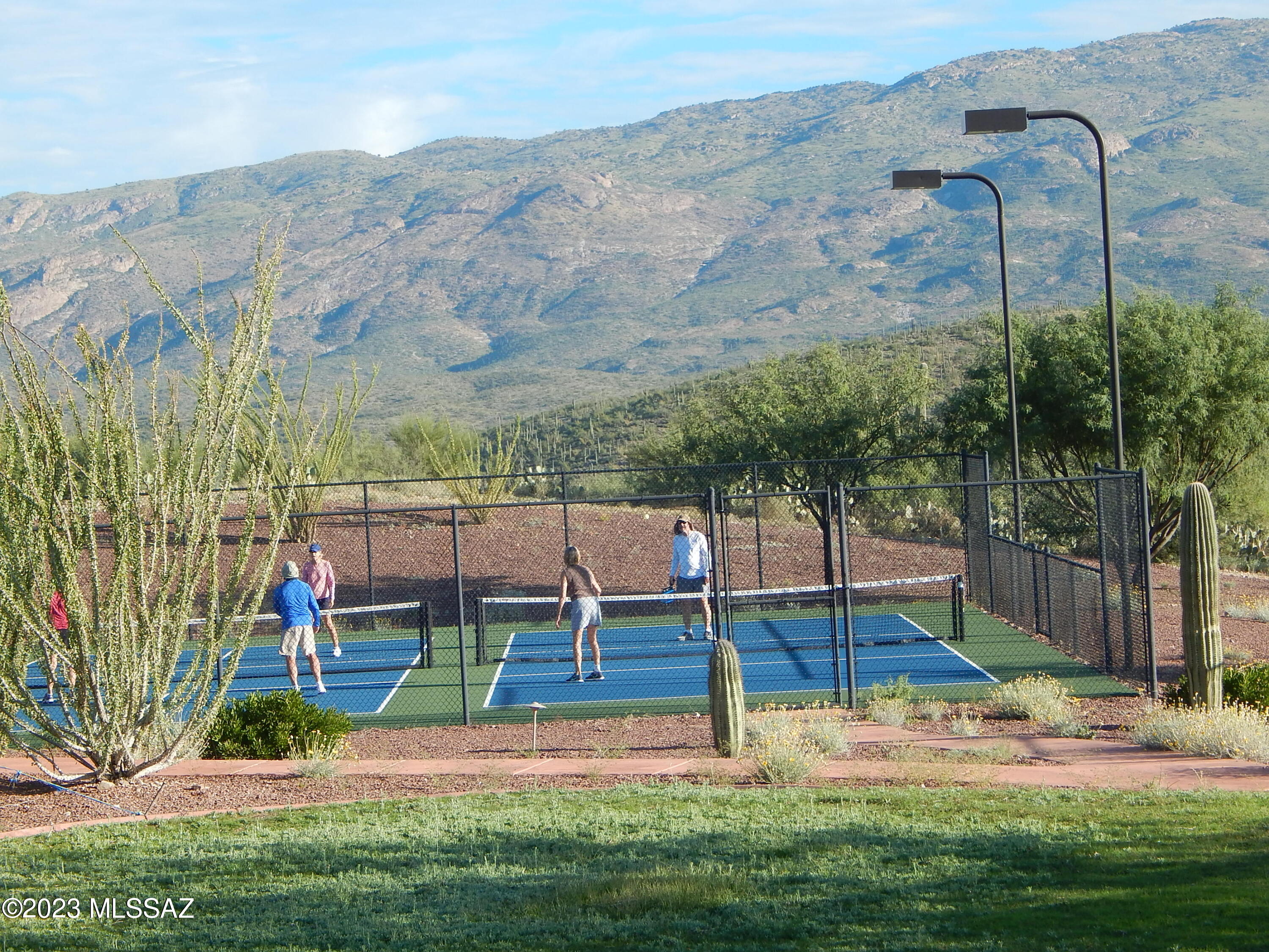 Coyote Creek (1-395) - Residential
