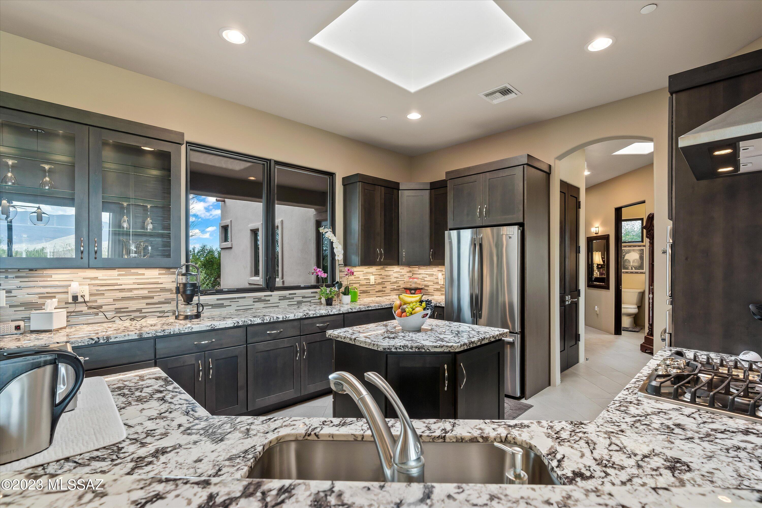 Coyote Creek (1-395) - Residential