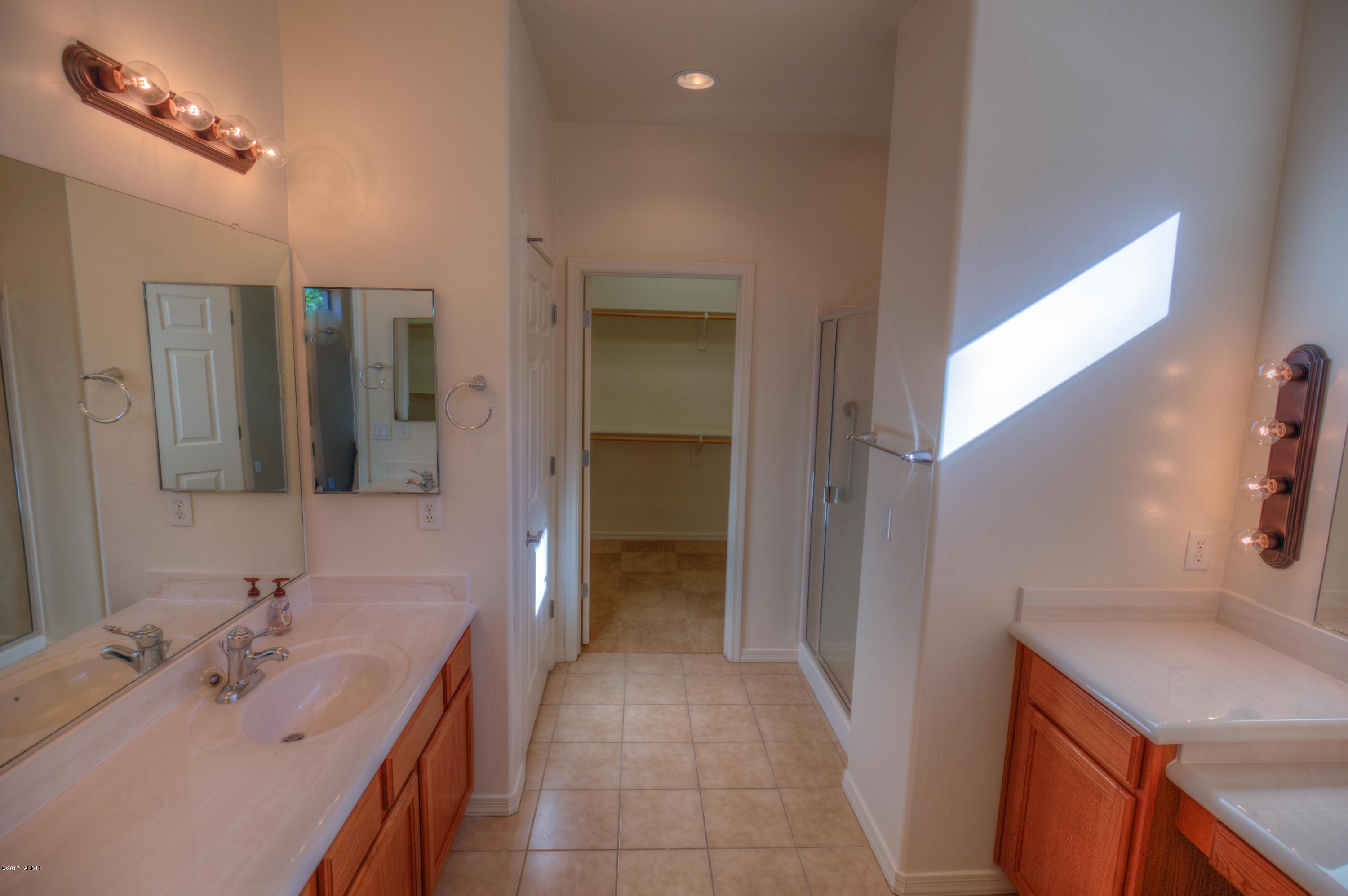 Las Campanas Village (1-111) - Residential Lease