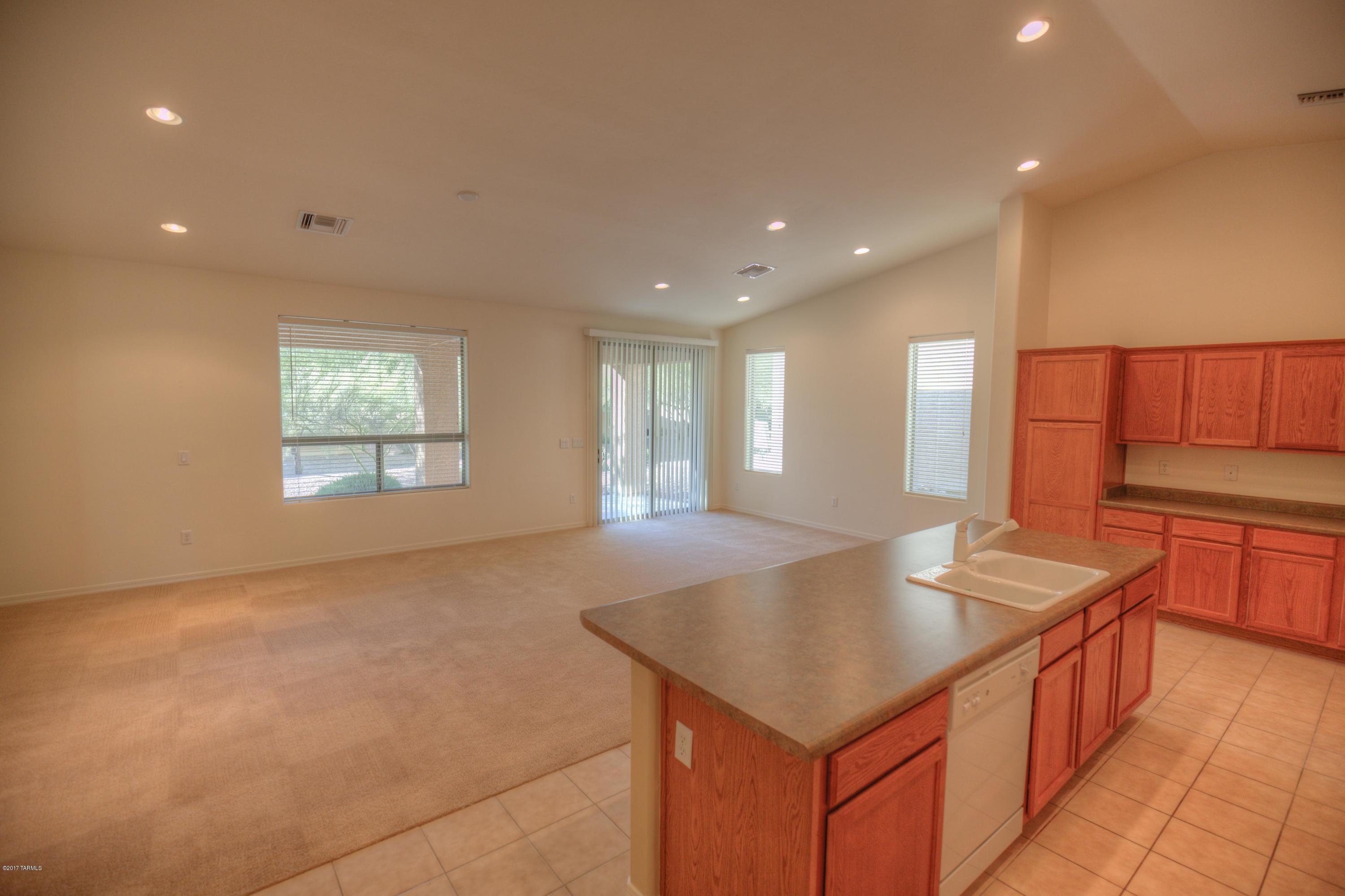 Las Campanas Village (1-111) - Residential Lease