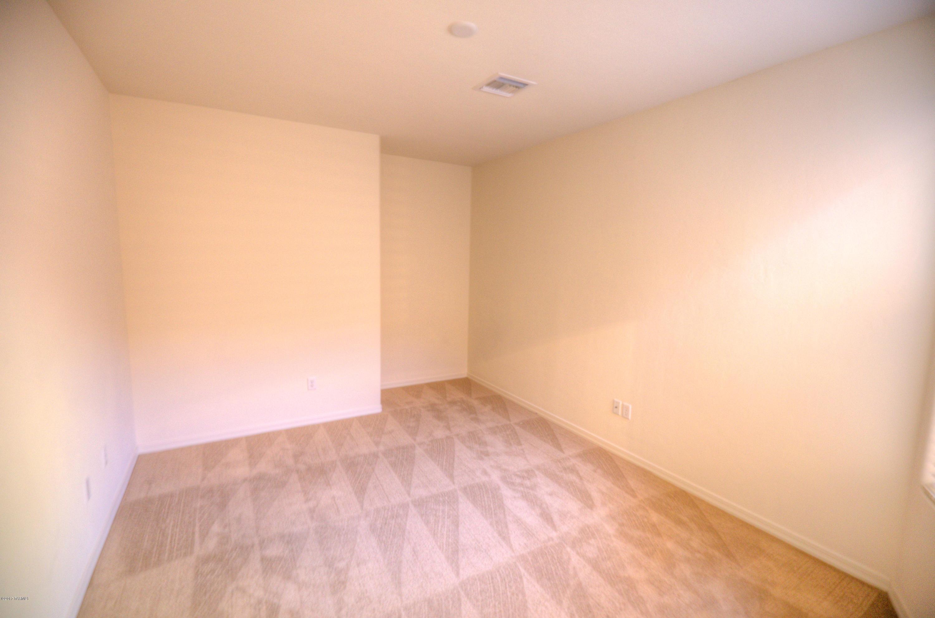 Las Campanas Village (1-111) - Residential Lease