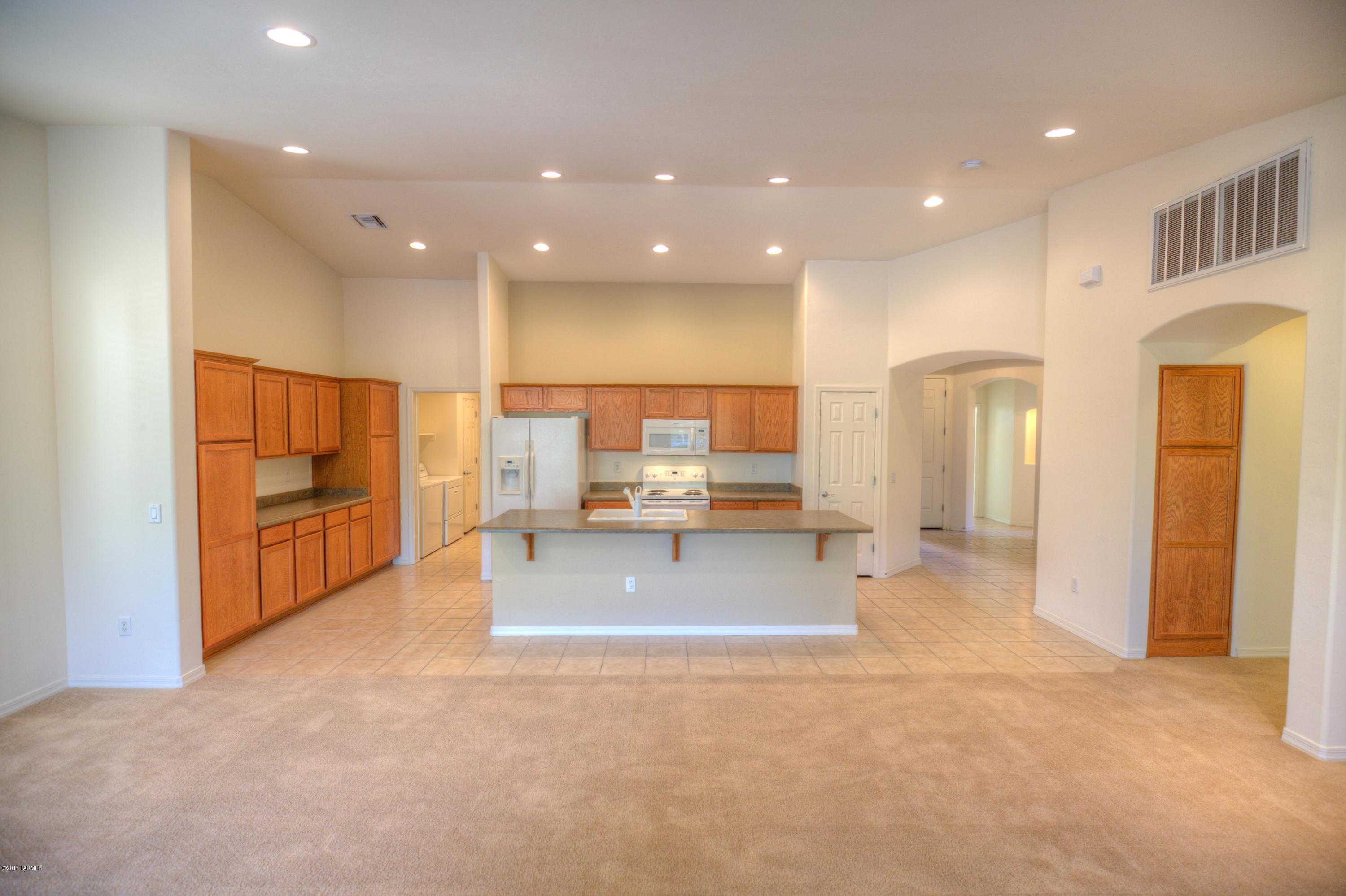 Las Campanas Village (1-111) - Residential Lease