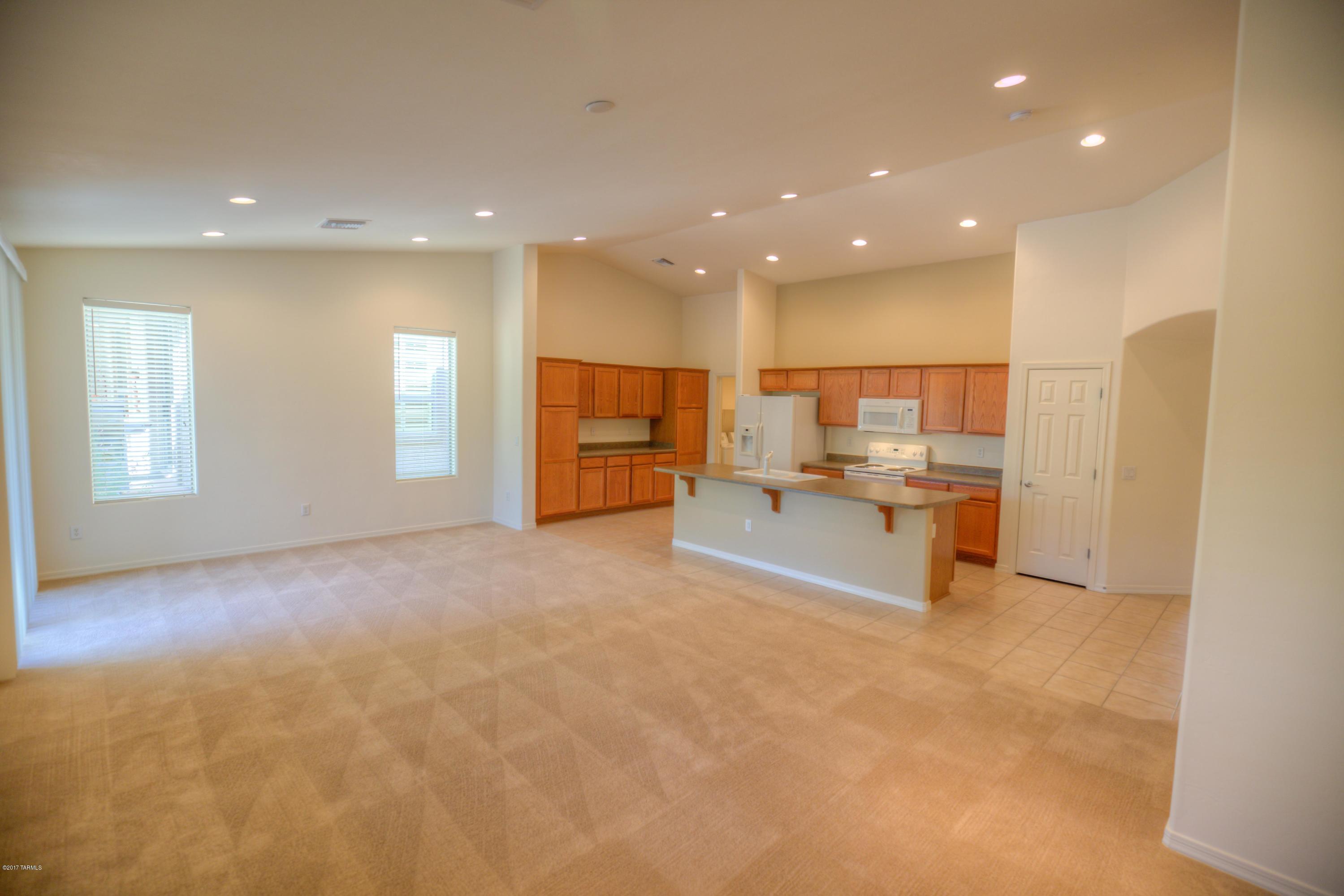 Las Campanas Village (1-111) - Residential Lease