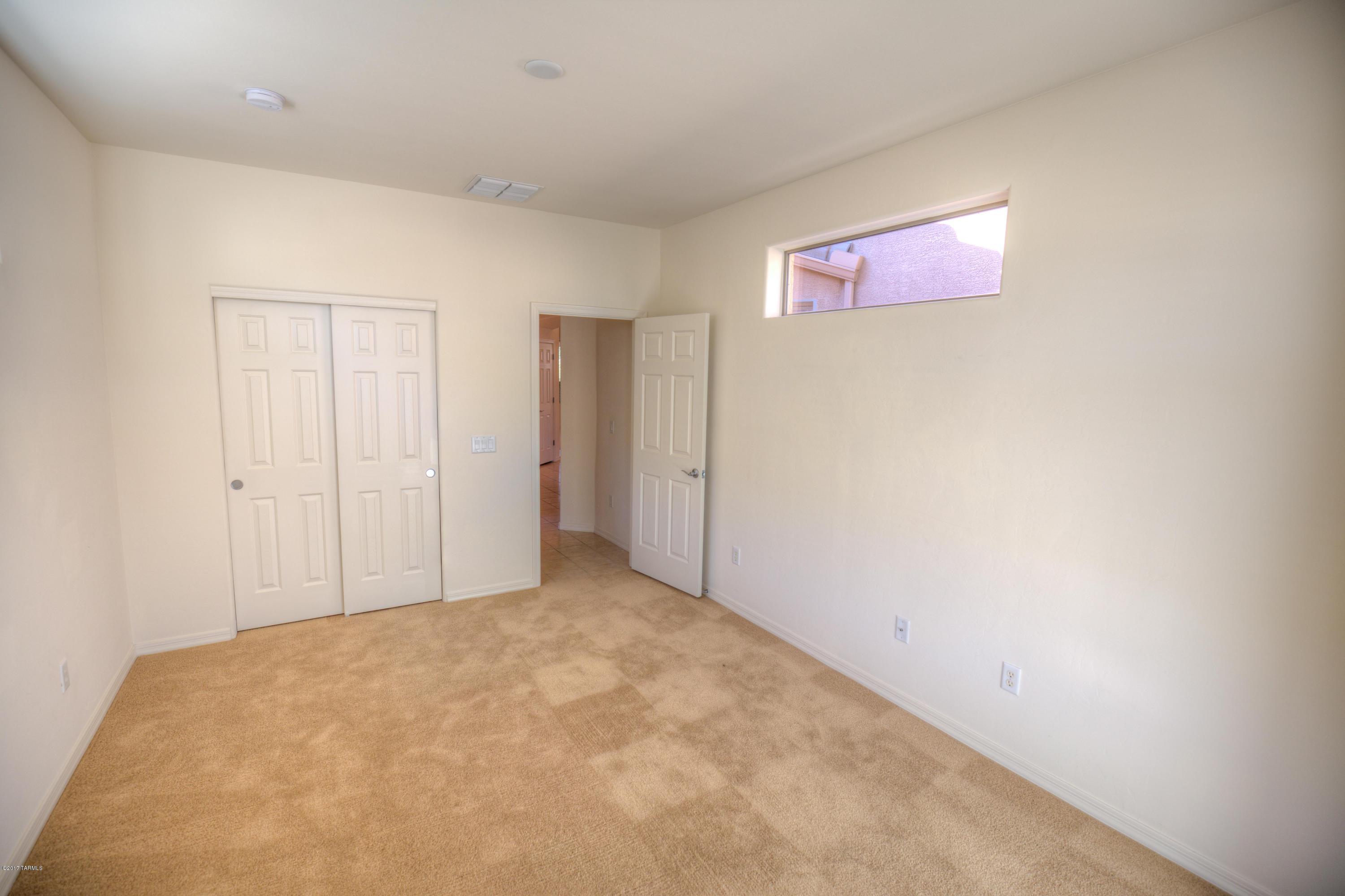 Las Campanas Village (1-111) - Residential Lease