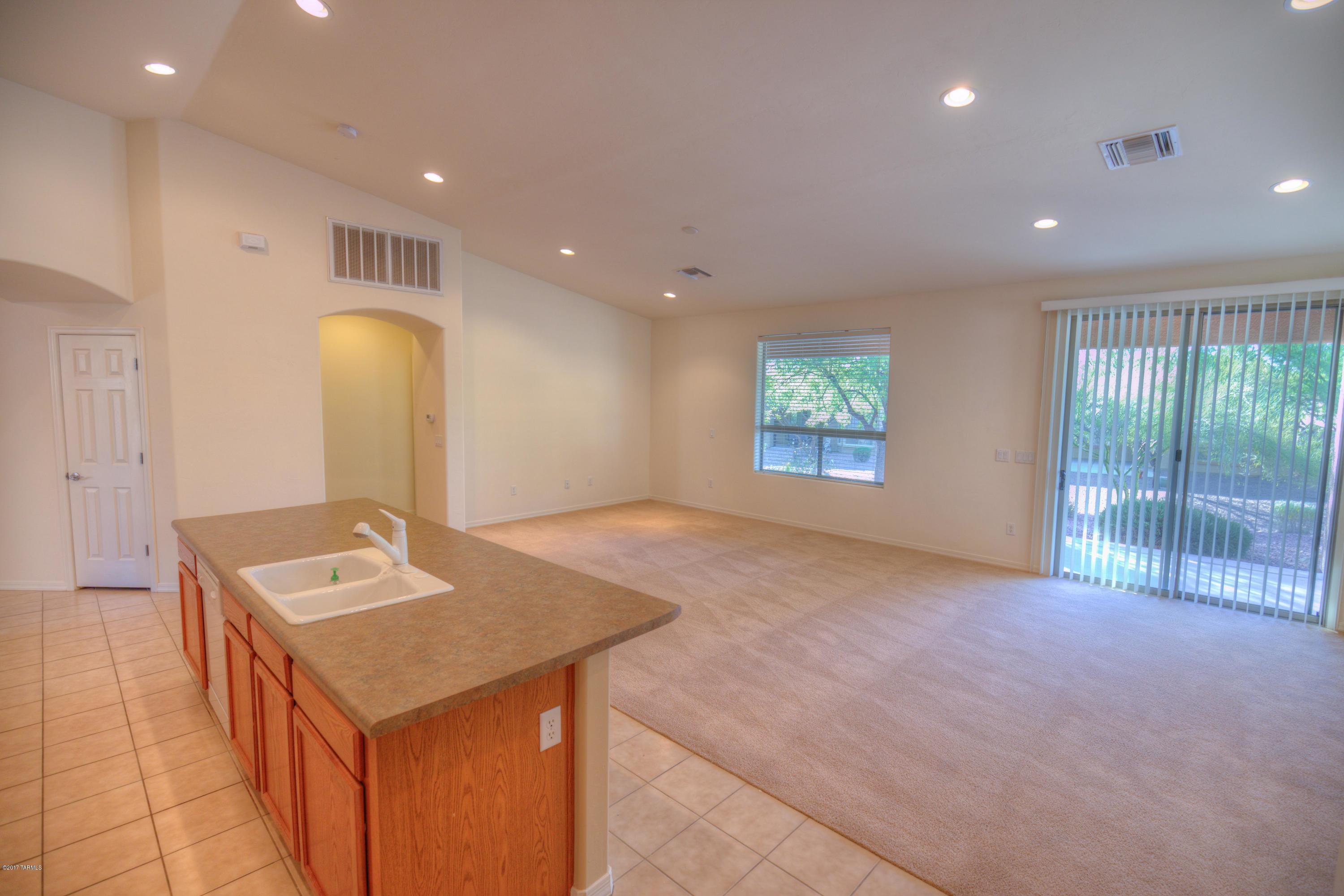 Las Campanas Village (1-111) - Residential Lease