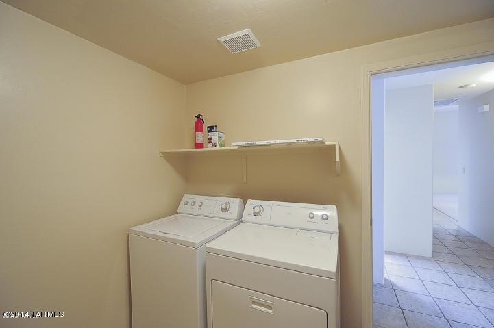 Barrio Centro (1-84) - Residential Lease