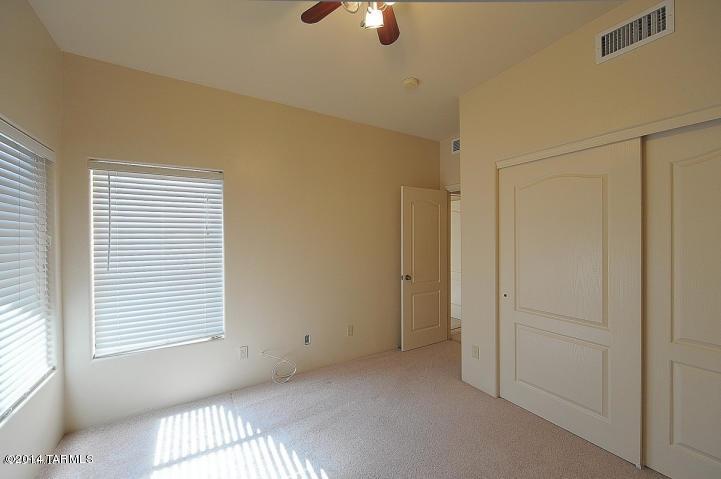 Barrio Centro (1-84) - Residential Lease