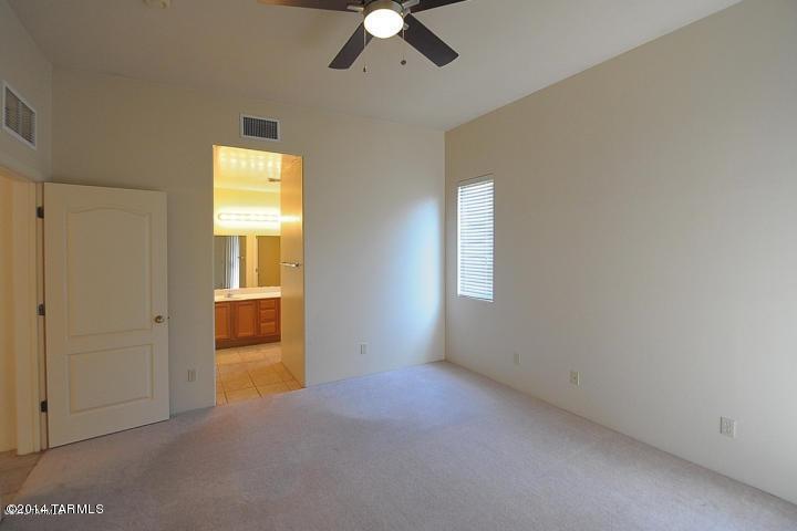 Barrio Centro (1-84) - Residential Lease