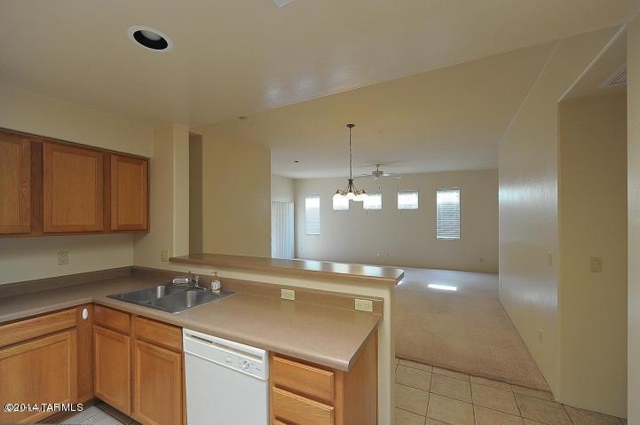 Barrio Centro (1-84) - Residential Lease