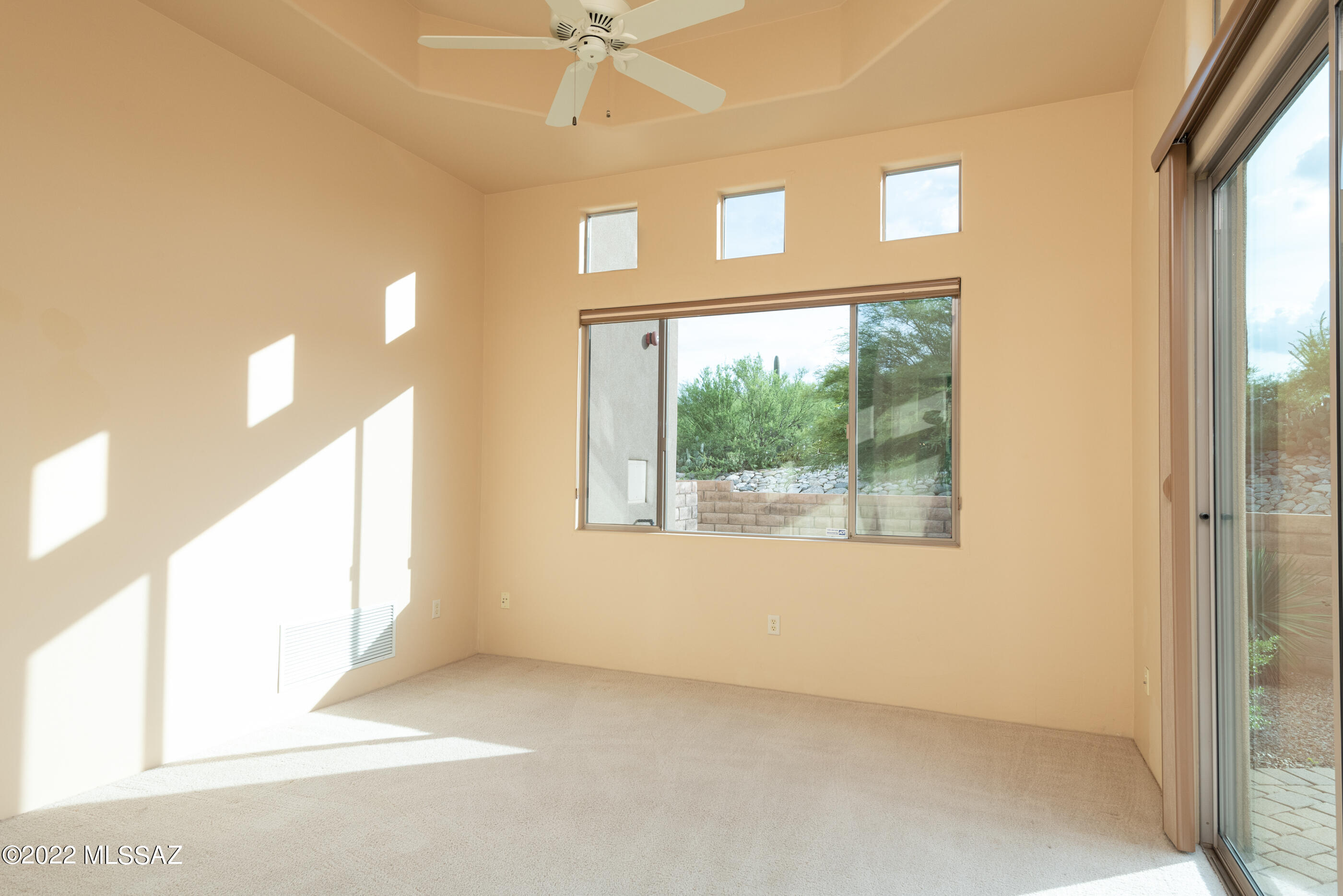 Coyote Creek (1-395) - Residential