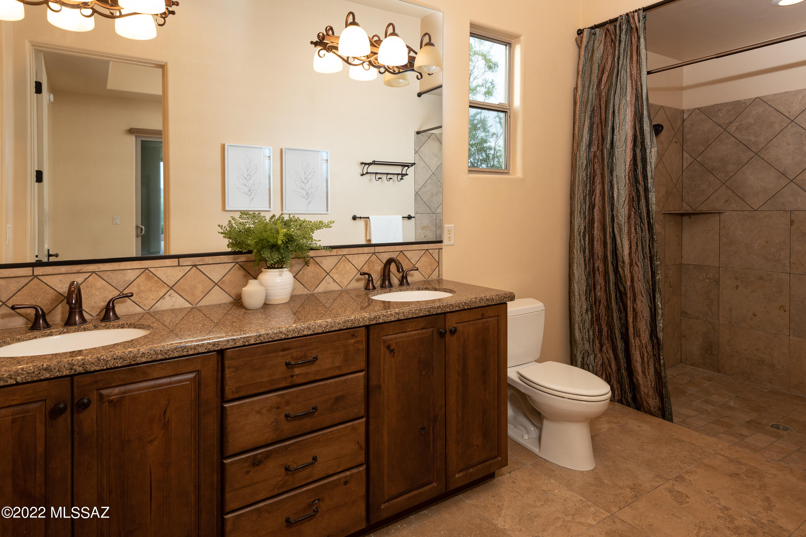 Coyote Creek (1-395) - Residential