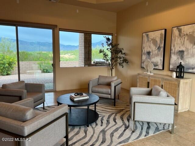 Coyote Creek (1-395) - Residential
