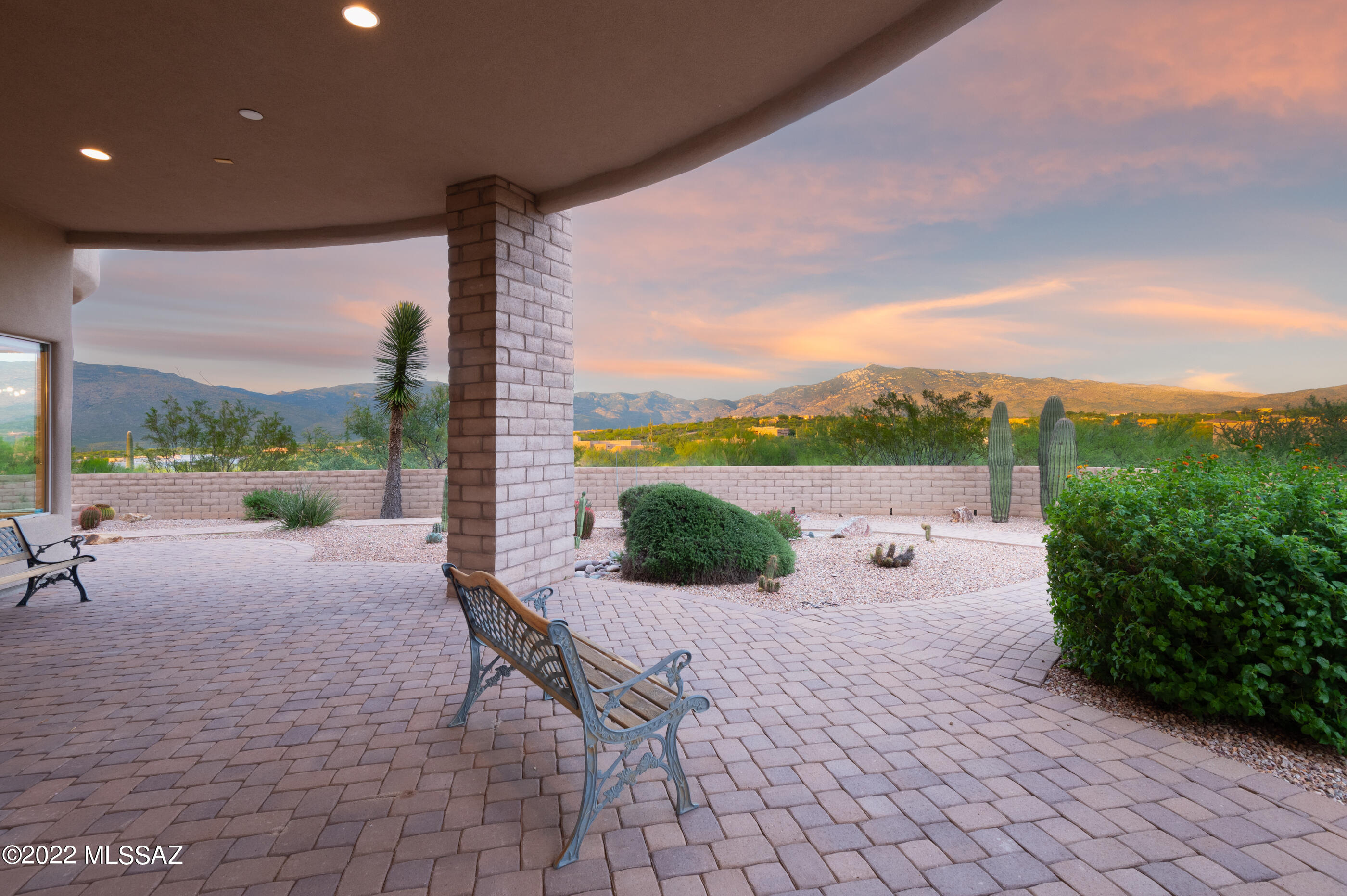 Coyote Creek (1-395) - Residential