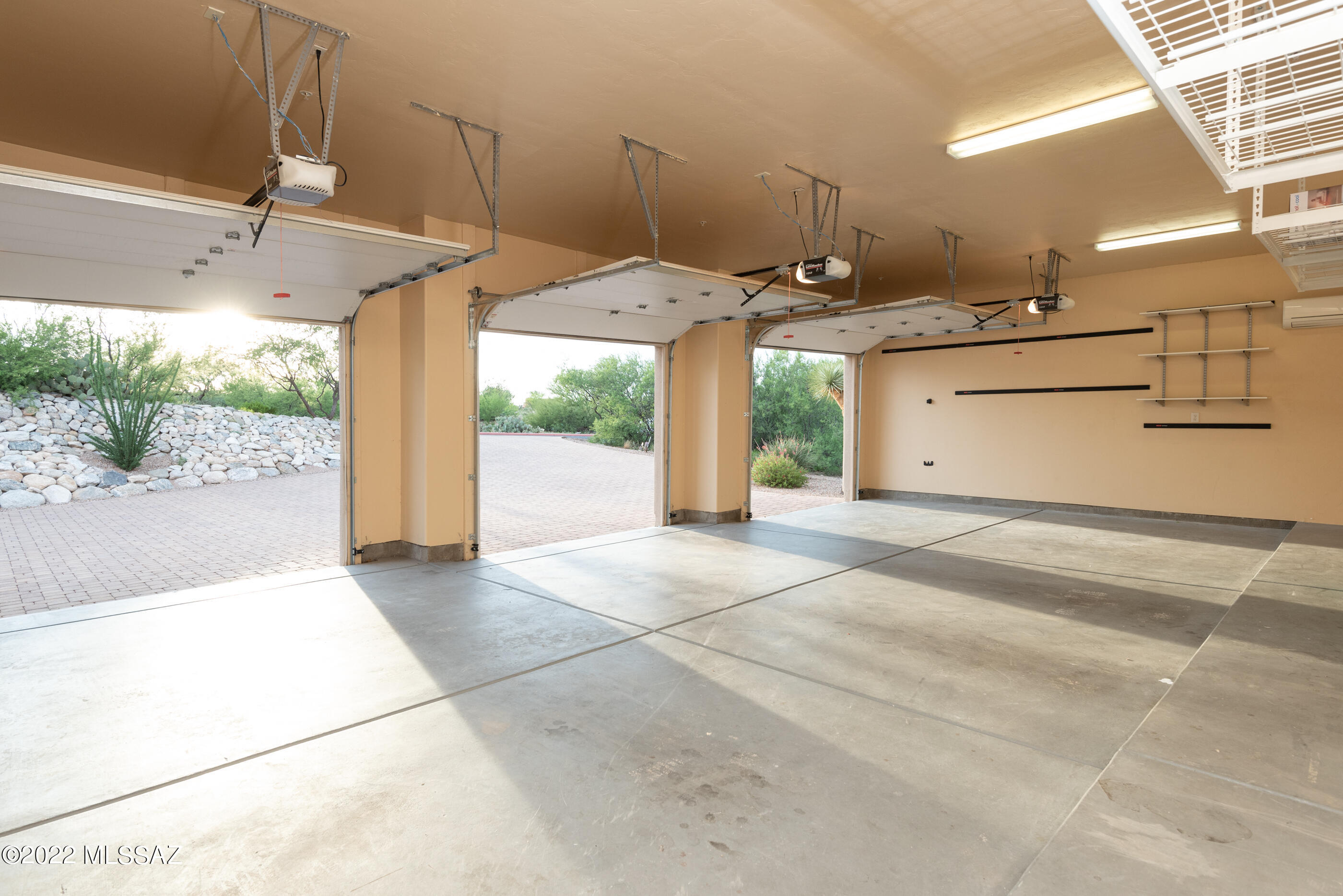 Coyote Creek (1-395) - Residential