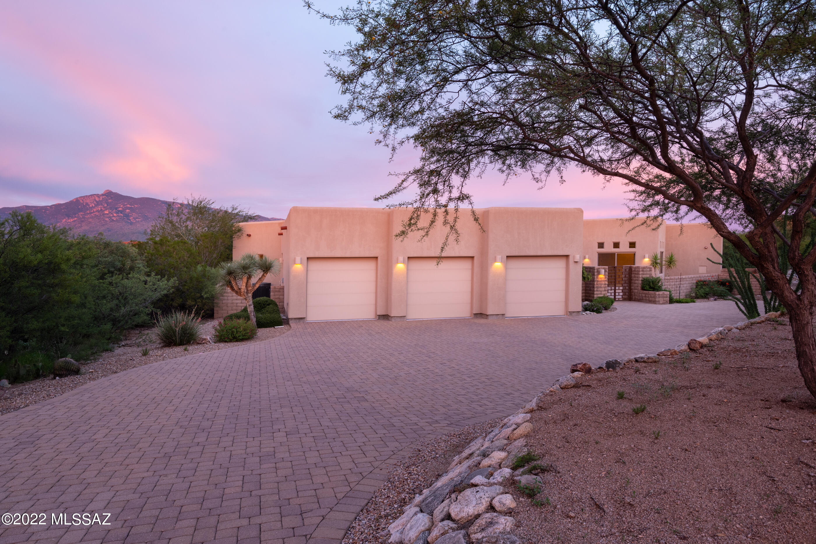 Coyote Creek (1-395) - Residential