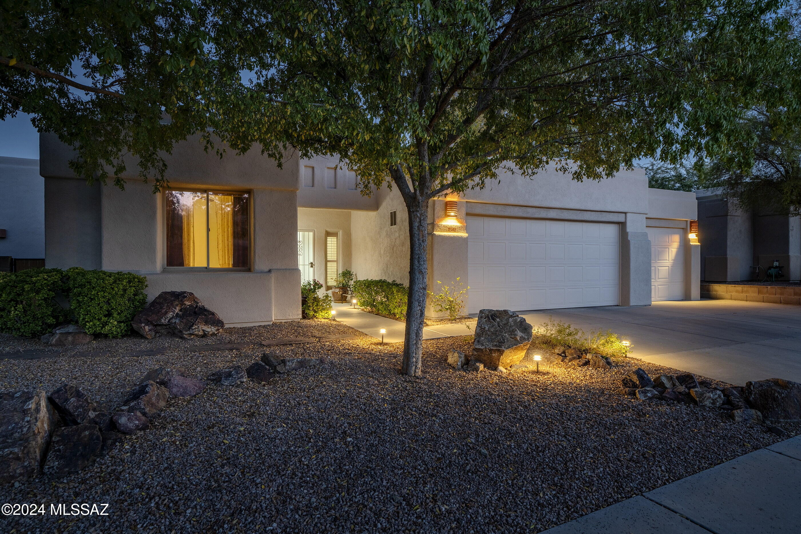 Rancho Esperero (1-343) - Residential