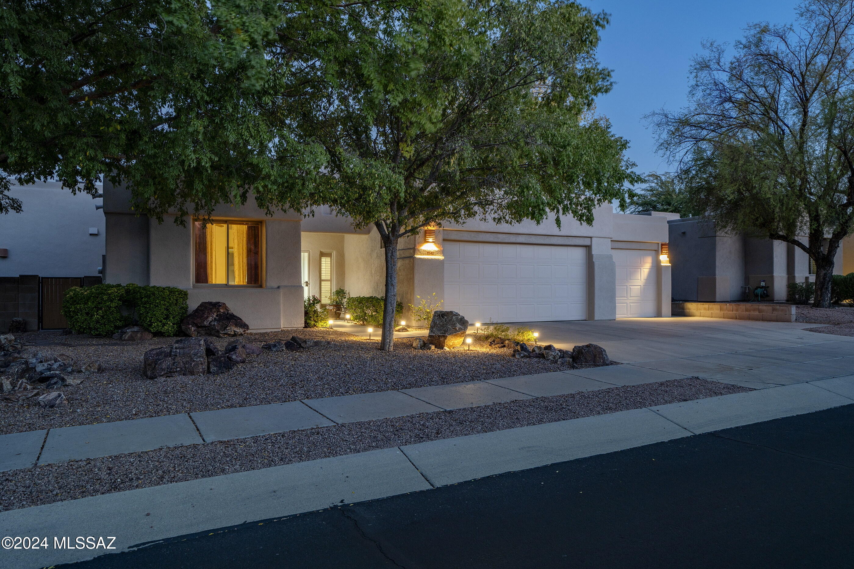 Rancho Esperero (1-343) - Residential