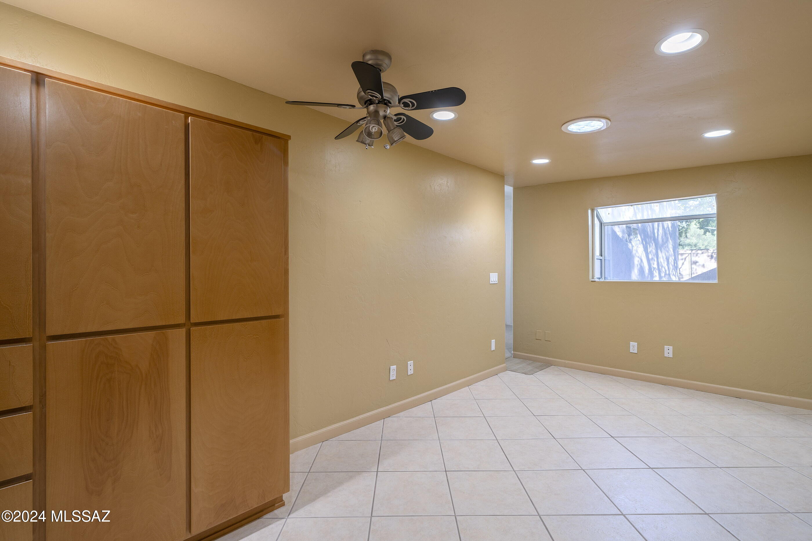 Rancho Esperero (1-343) - Residential
