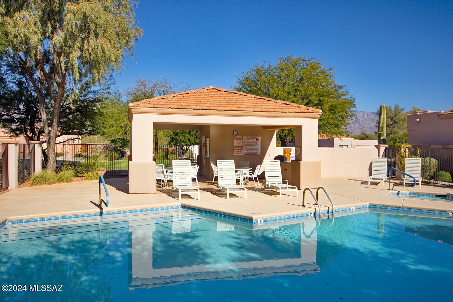 Rancho Esperero (1-343) - Residential