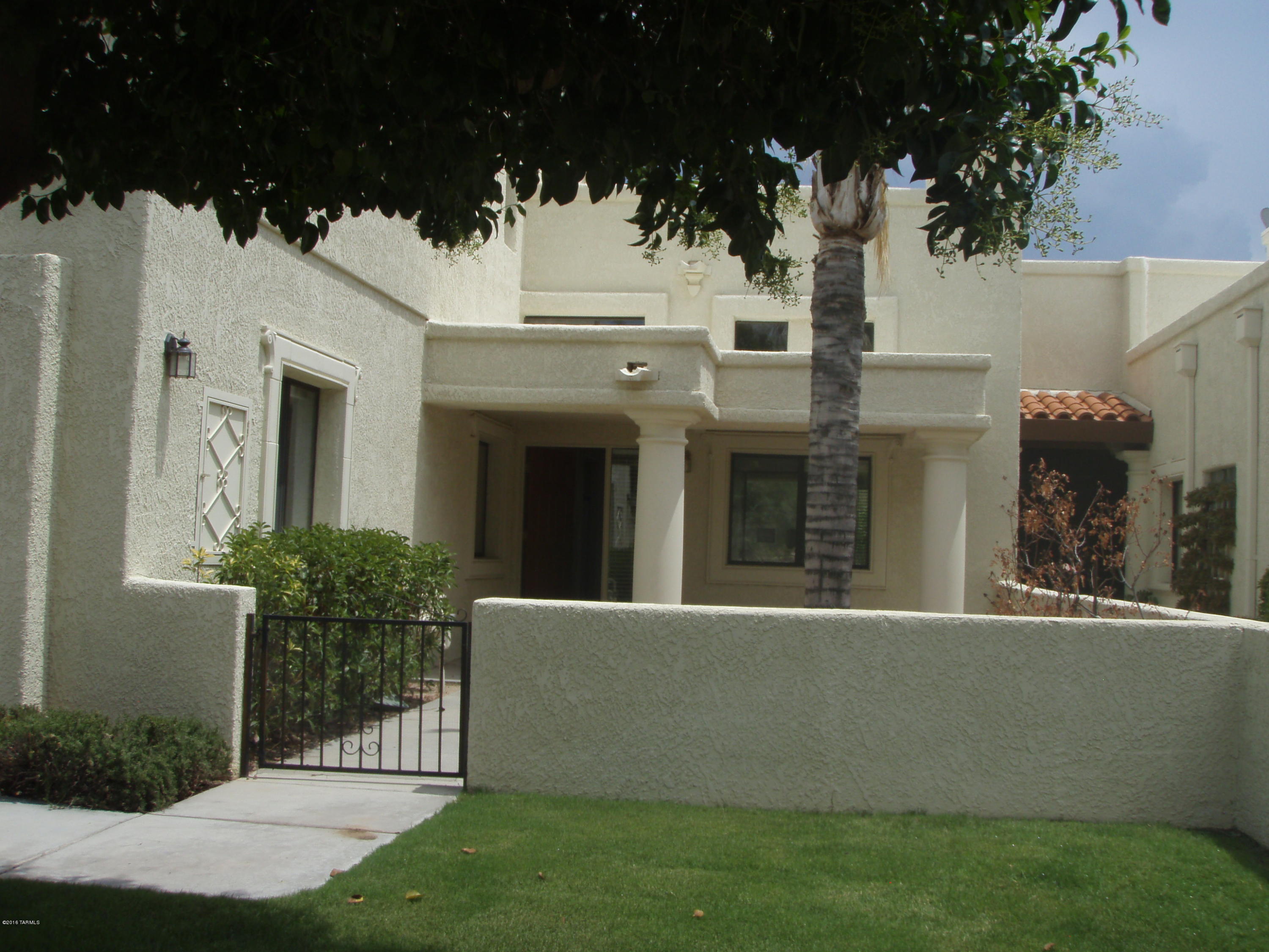 Placita Del Oro Patio Homes (1-42) - Residential Lease