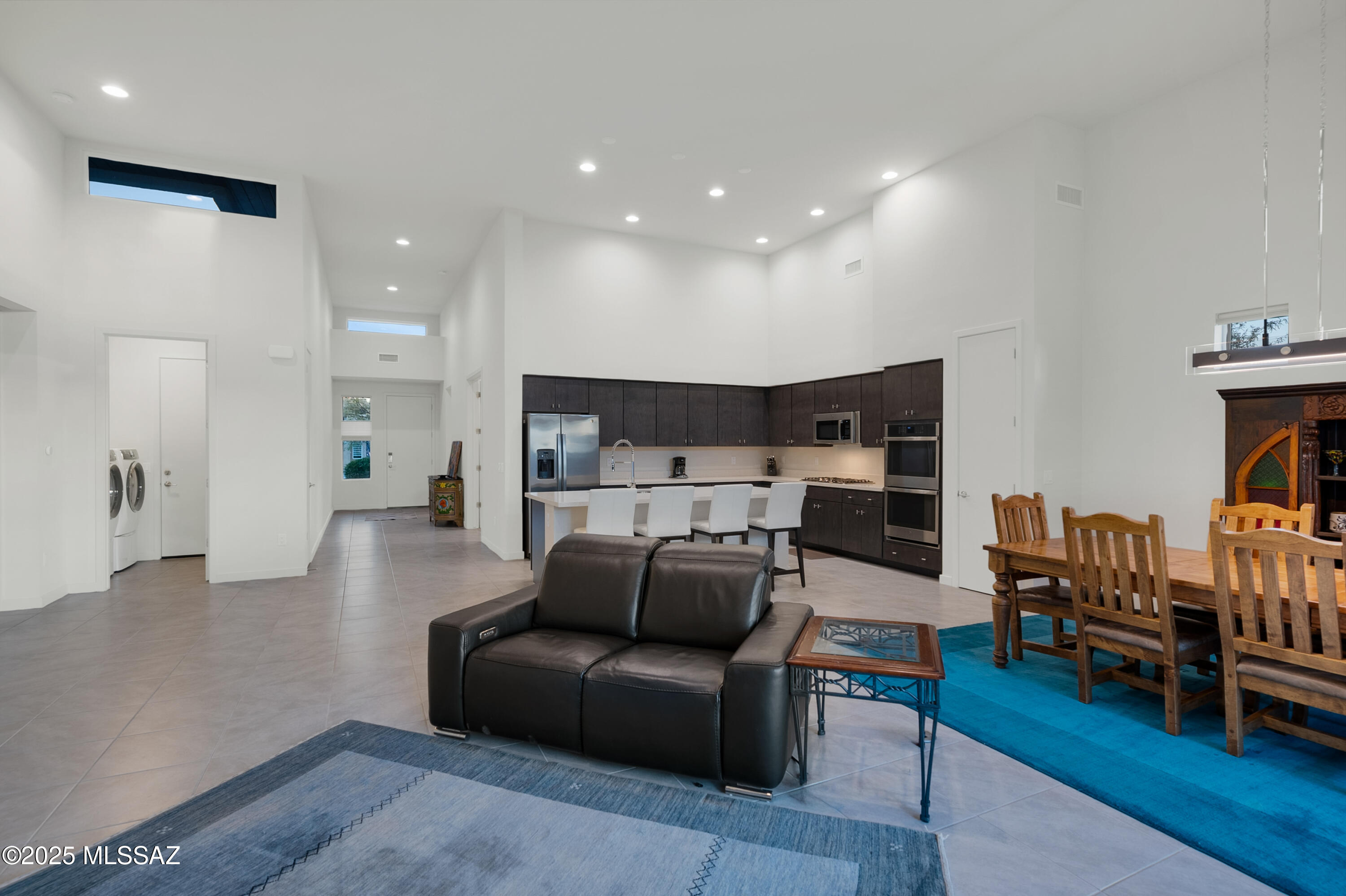 Ventana View - Residential