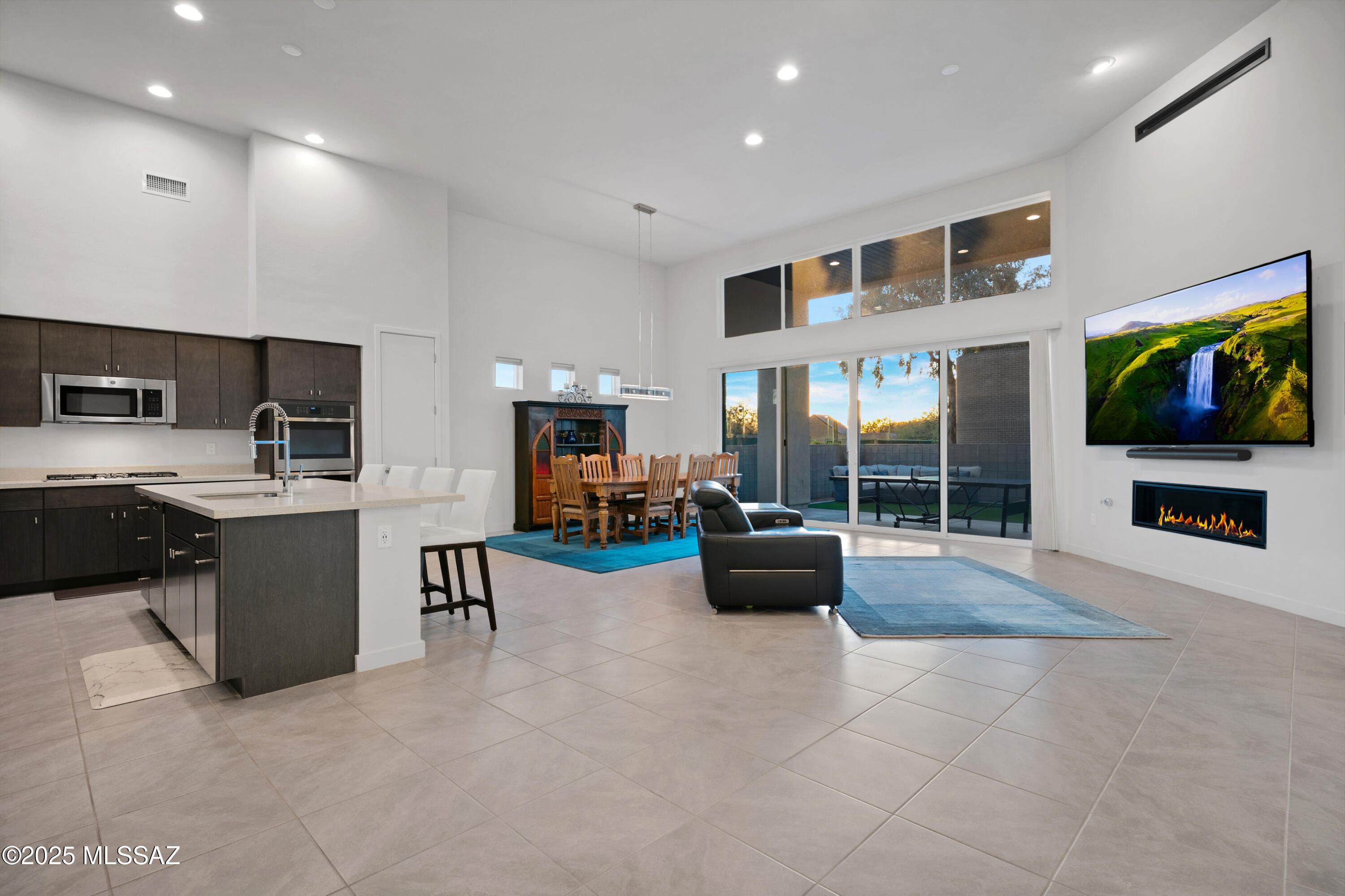 Ventana View - Residential
