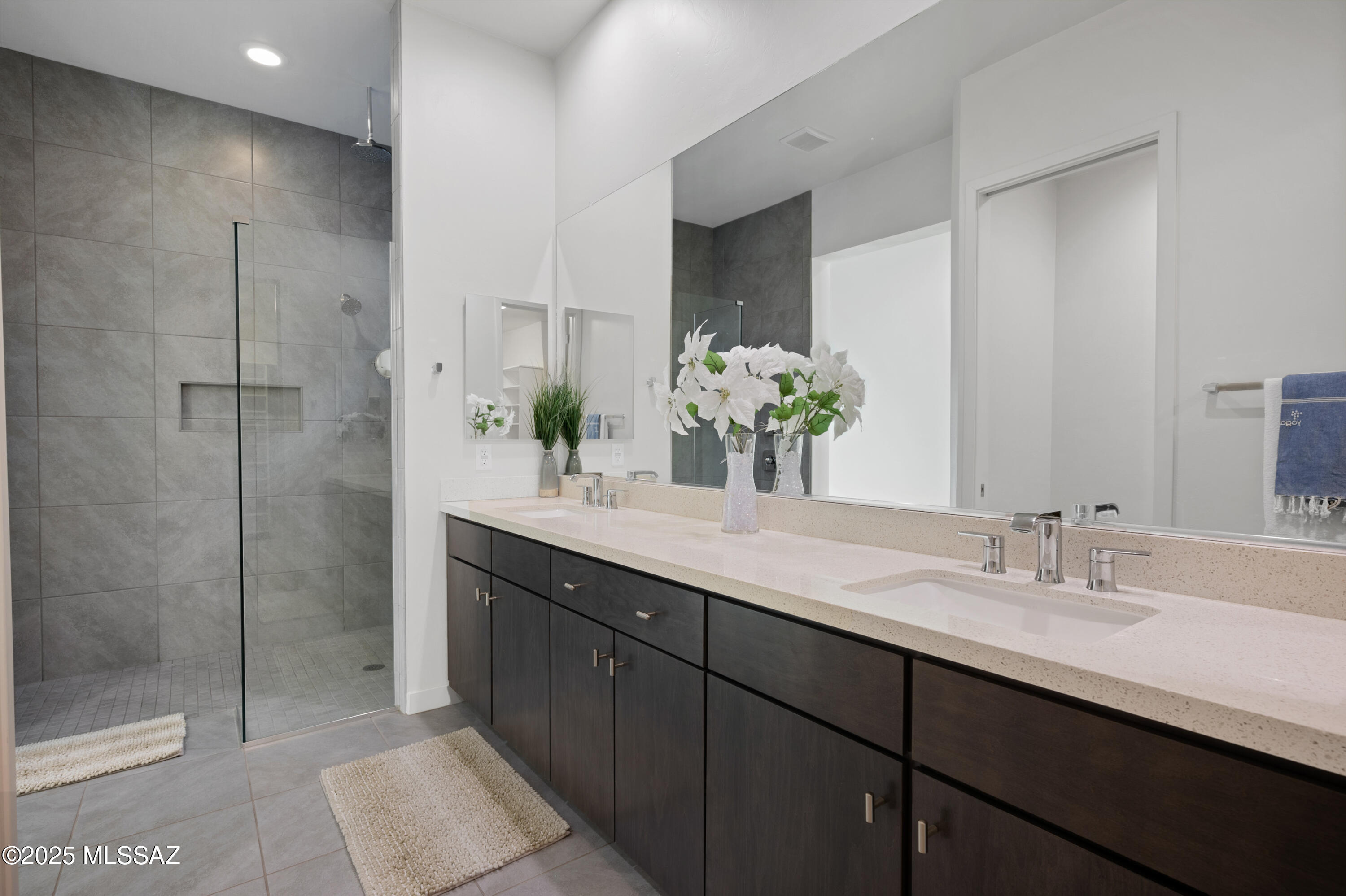 Ventana View - Residential