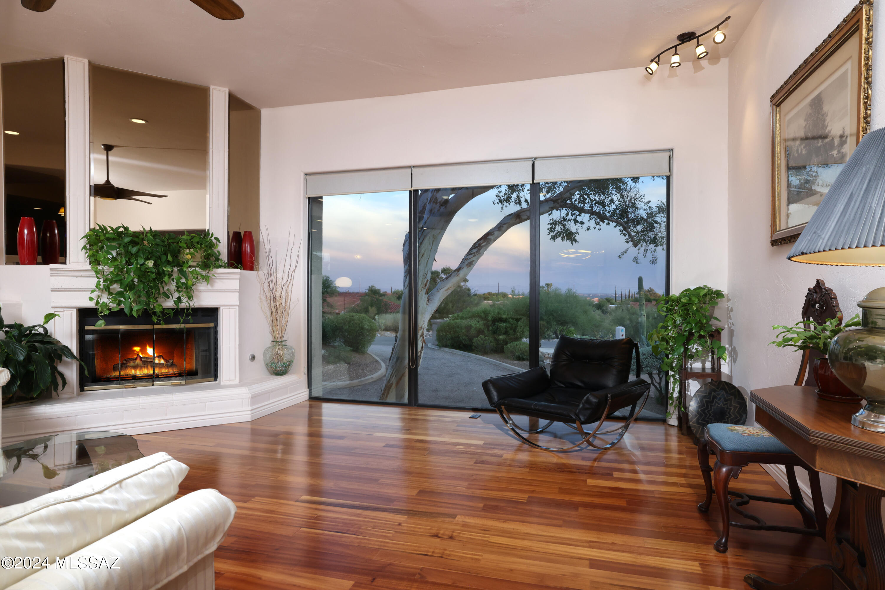 Westward Look Heights(1-45) - Residential