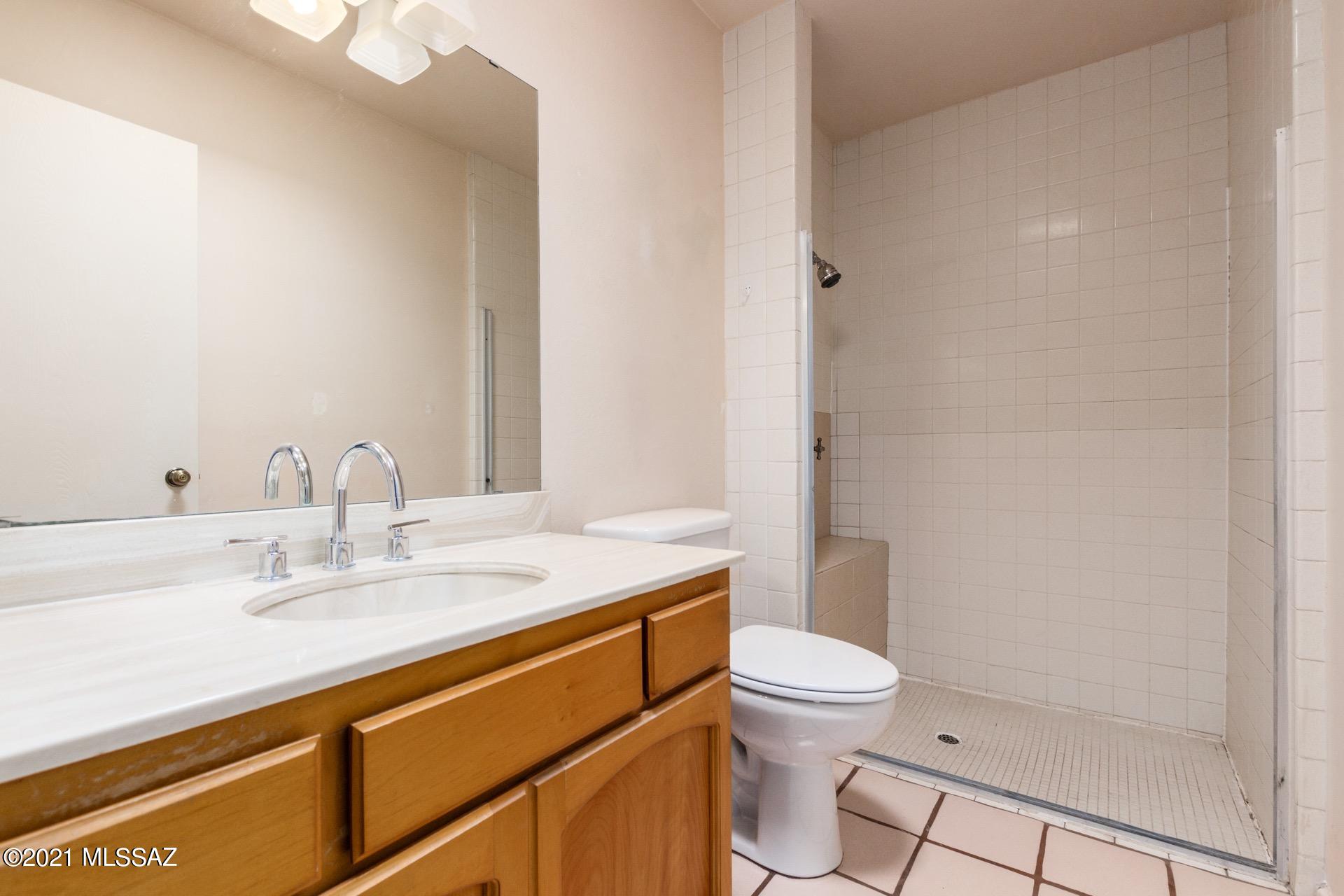 McCormick Place Twnhms Blk II (1-114) - Residential