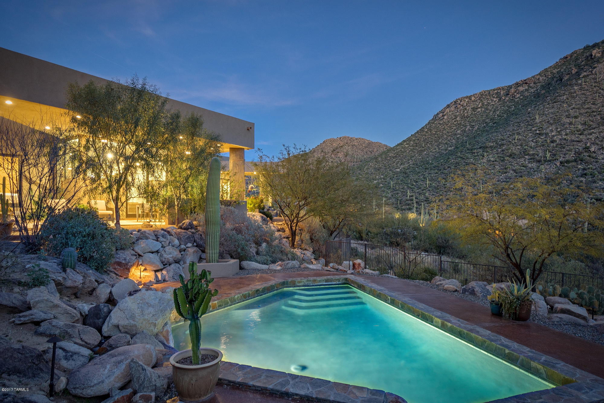 Canyon Pass II At Dove Mountain (49-110) - Residential