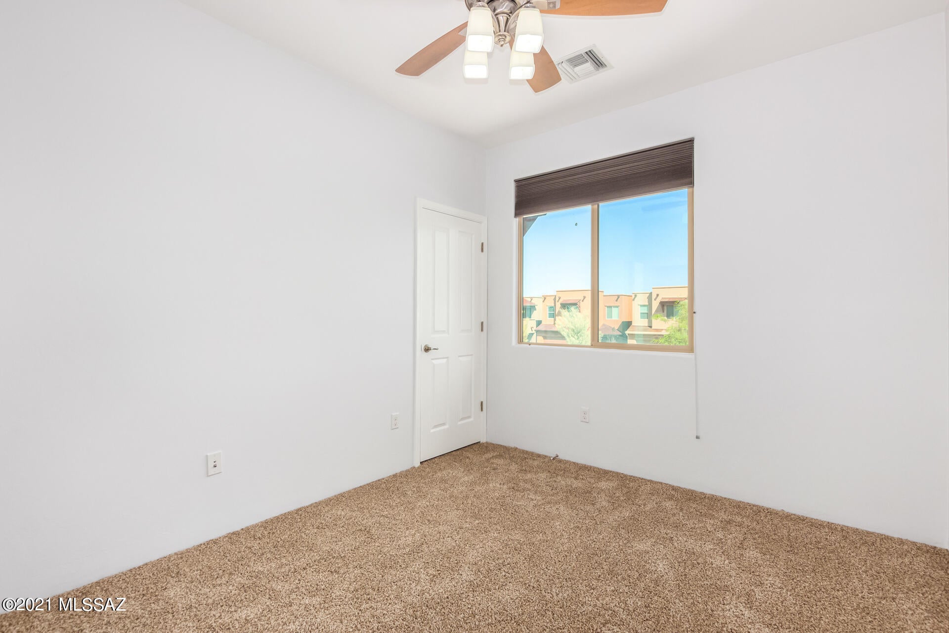 Miramonte At Glenn SQ20133580243 - Residential Lease
