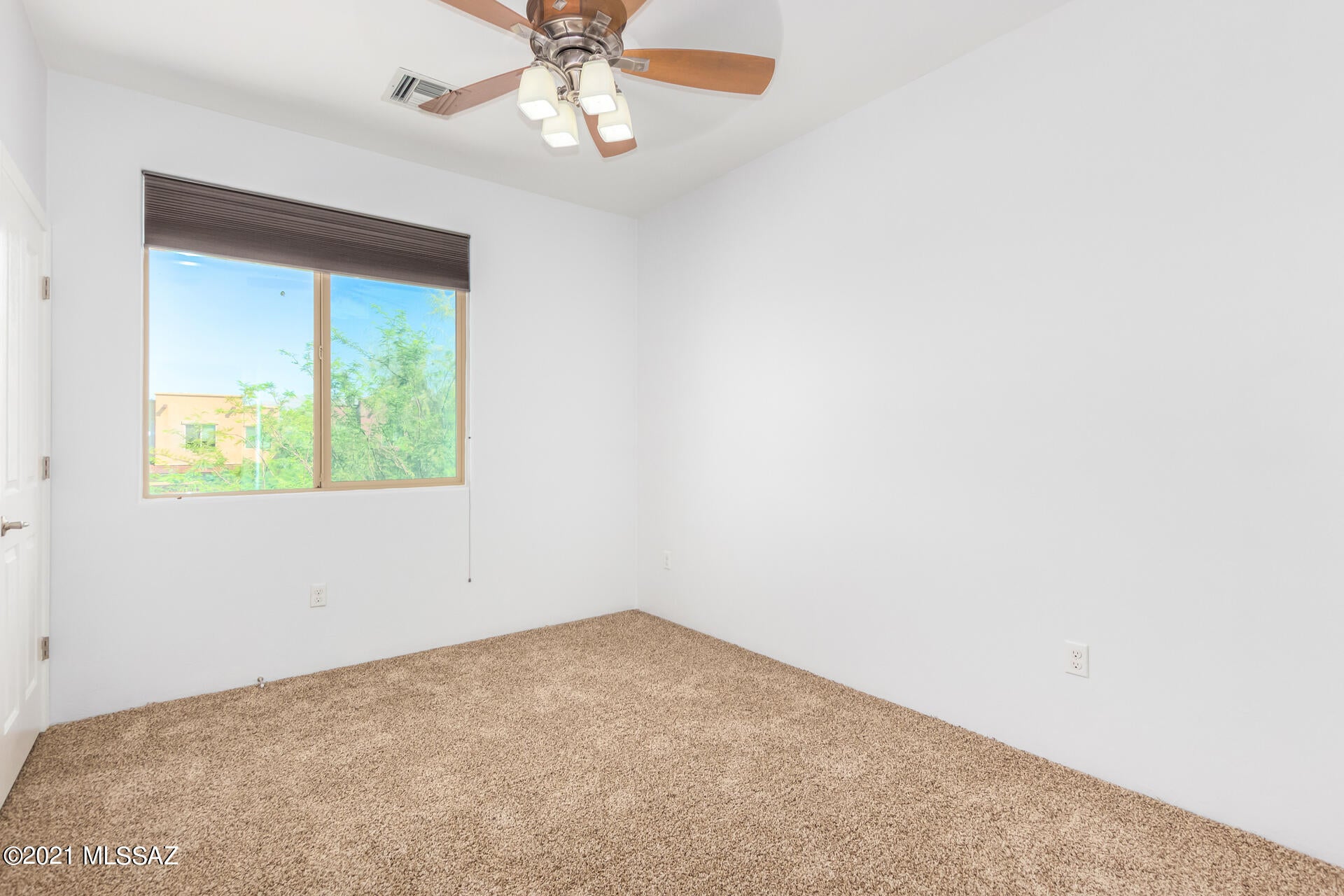 Miramonte At Glenn SQ20133580243 - Residential Lease