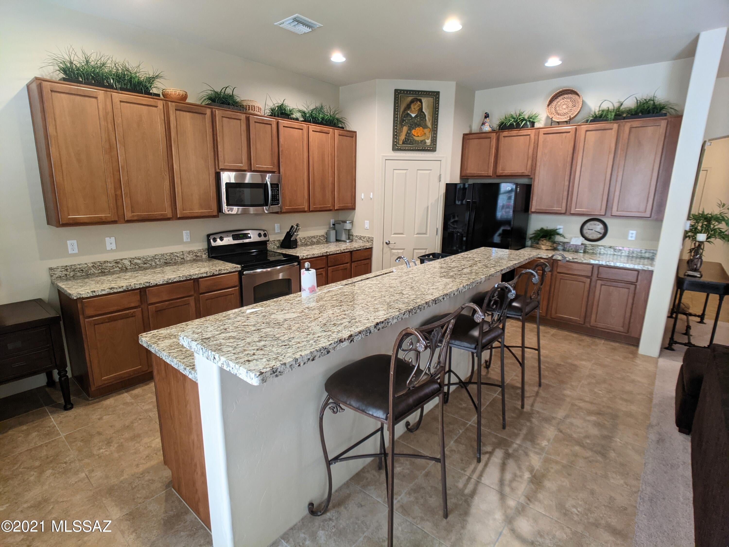 Miramonte at the River (1-163) - Residential Lease