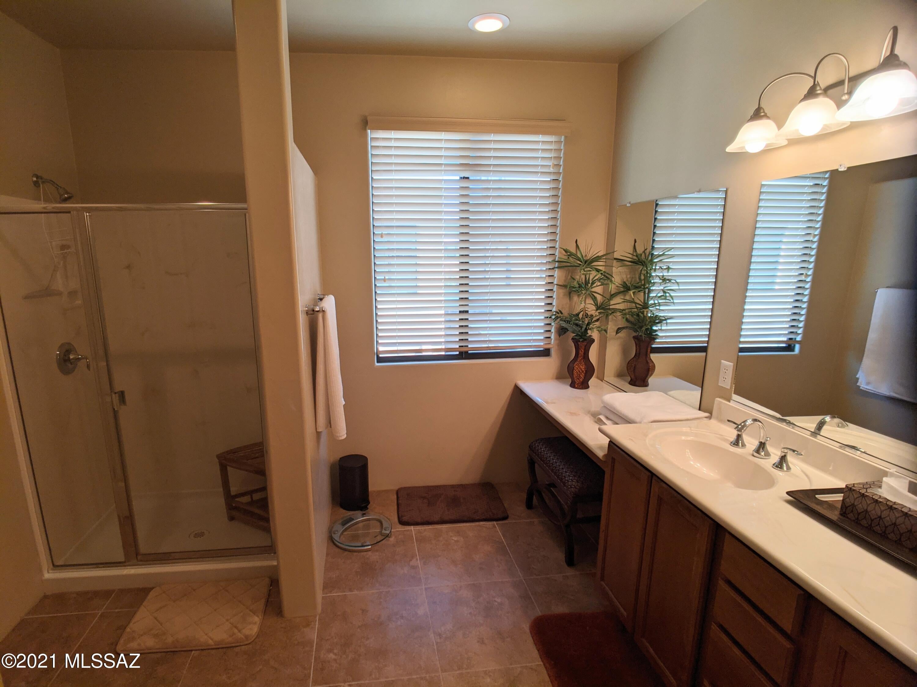 Miramonte at the River (1-163) - Residential Lease