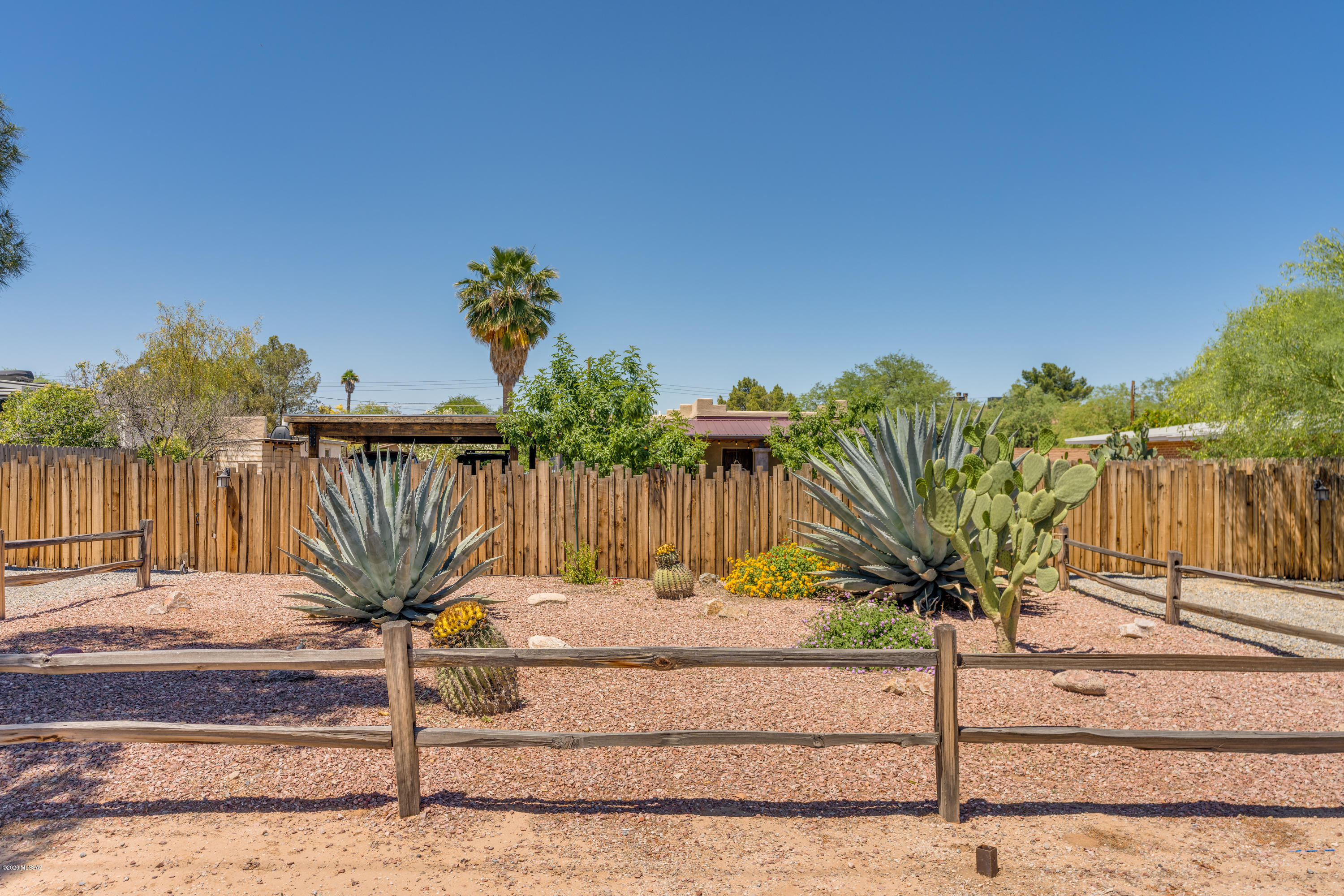 El Pasadena Tract - Residential