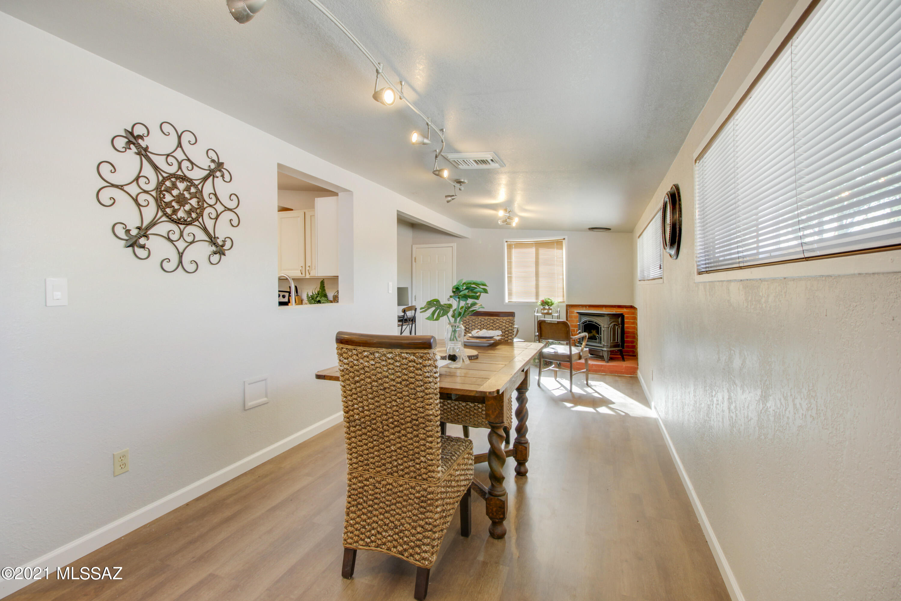 Longview Estates (194-470) - Residential