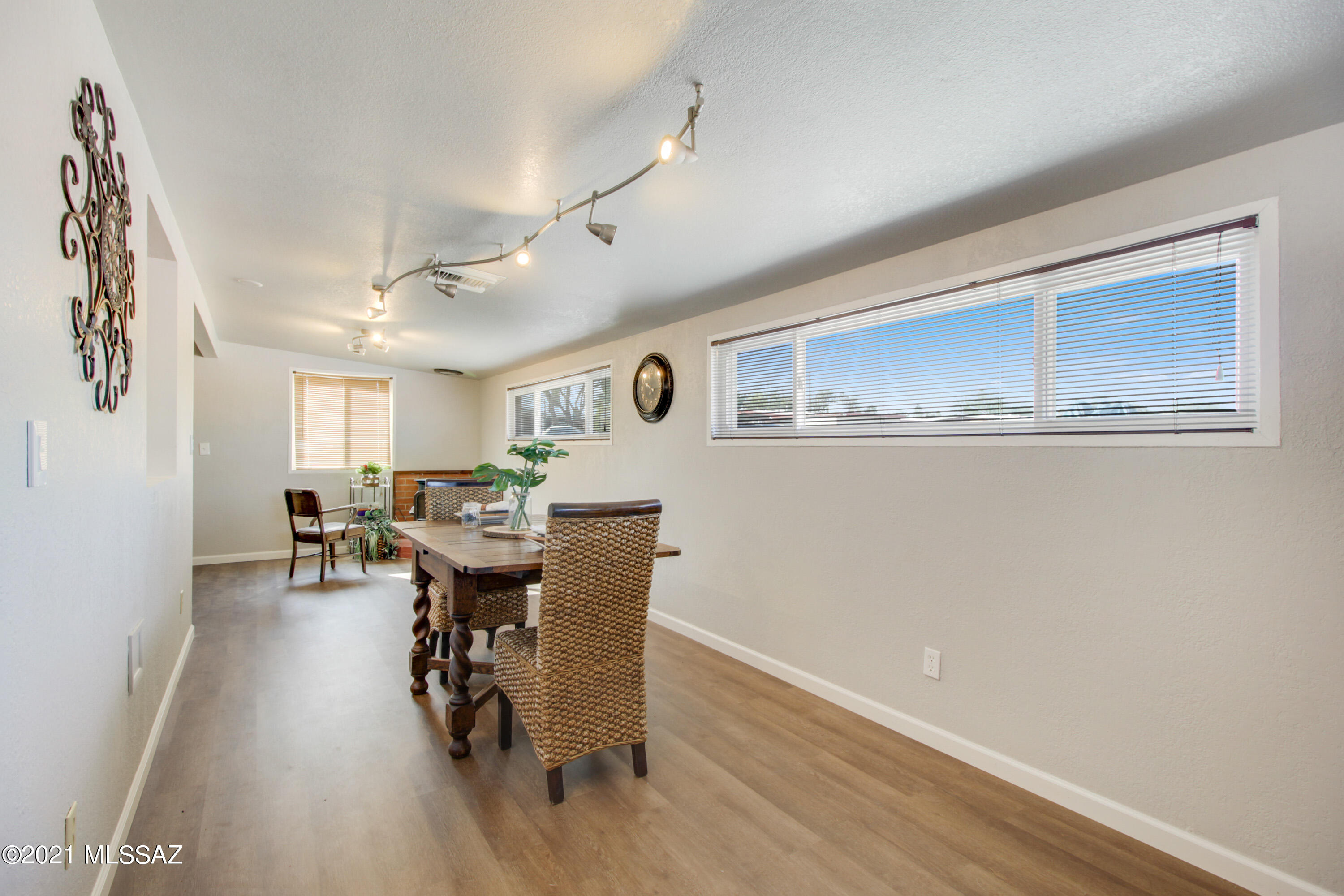 Longview Estates (194-470) - Residential