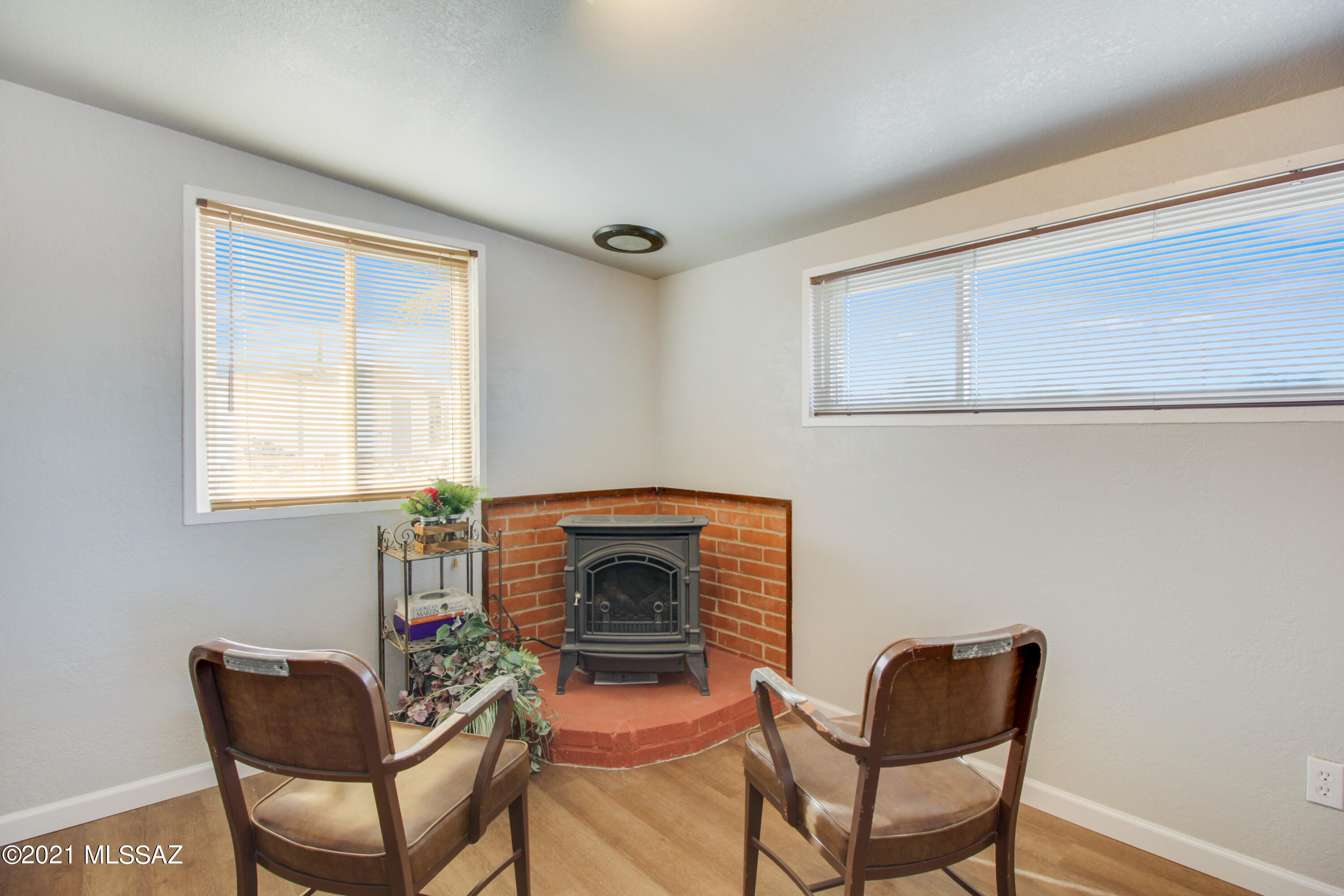 Longview Estates (194-470) - Residential