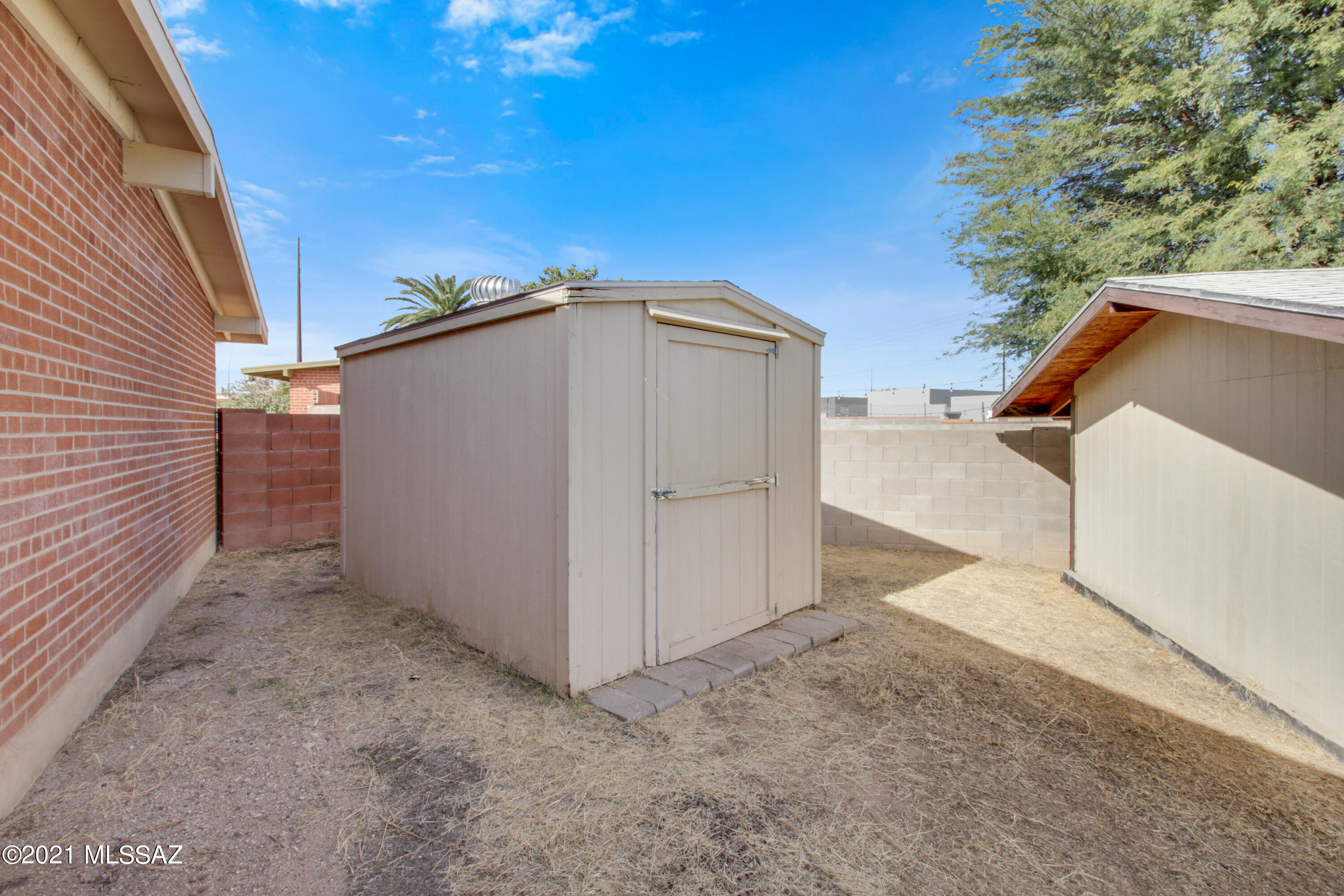 Longview Estates (194-470) - Residential