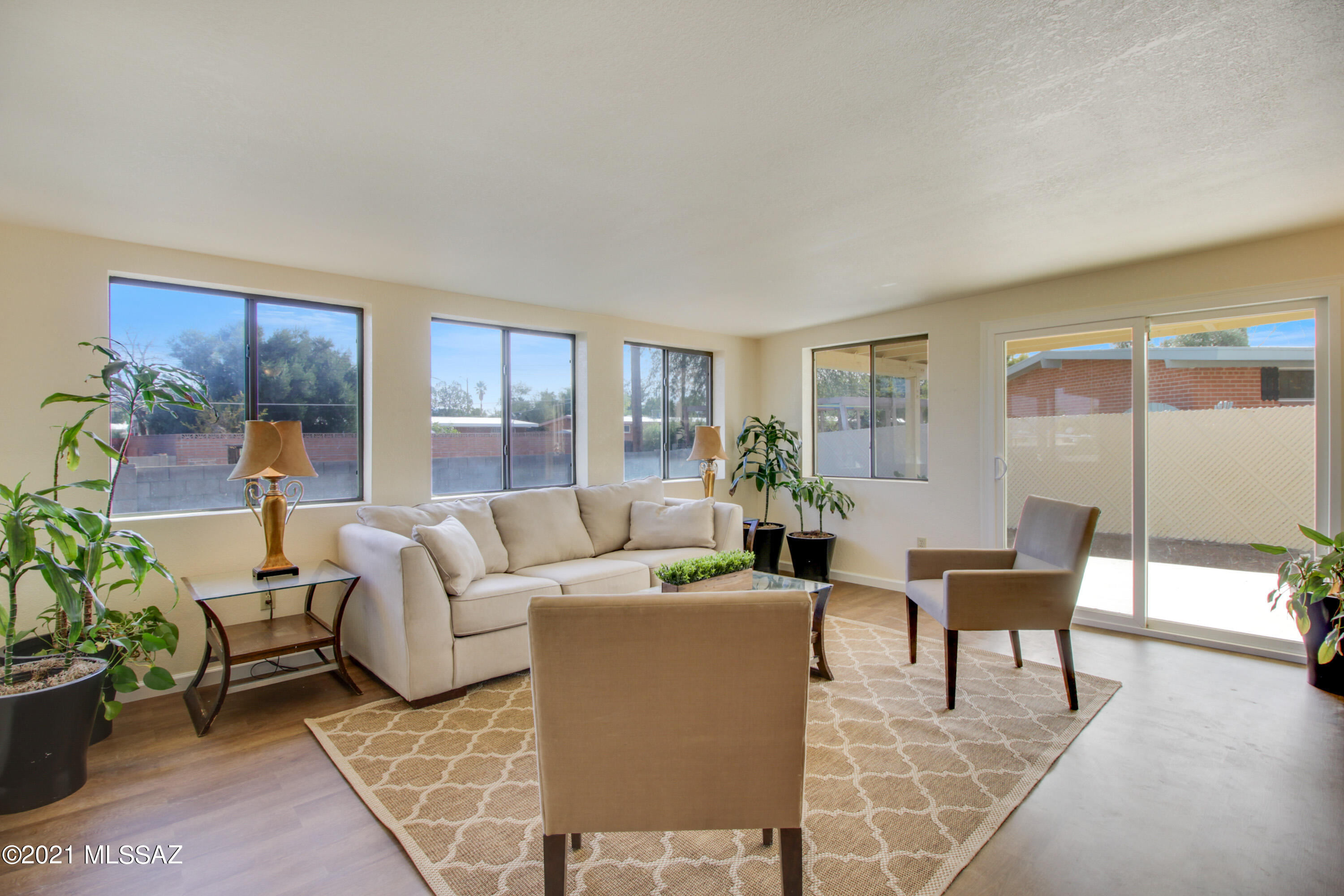 Longview Estates (194-470) - Residential