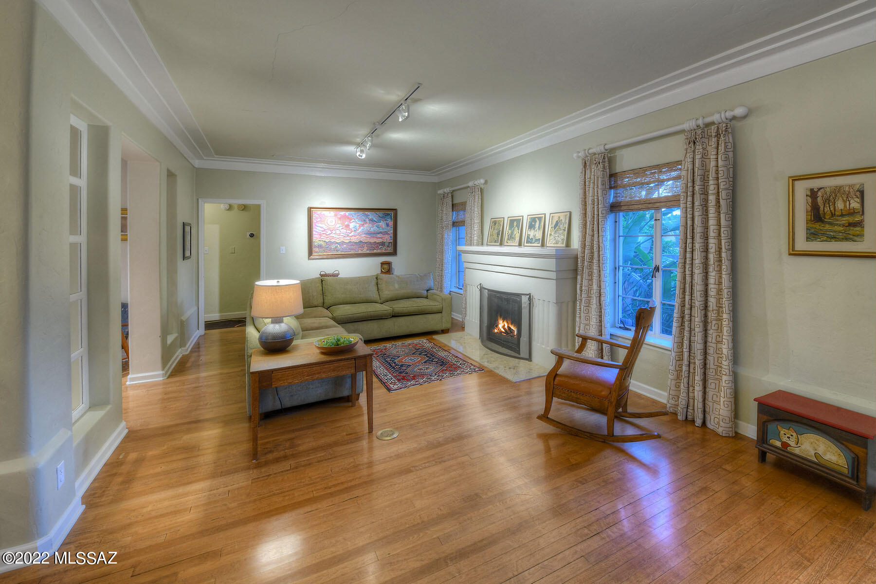 University Manor - Residential