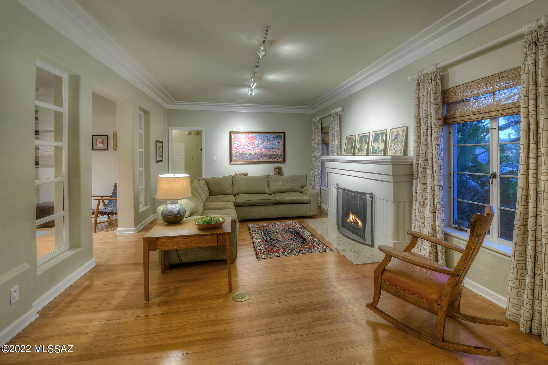 University Manor - Residential