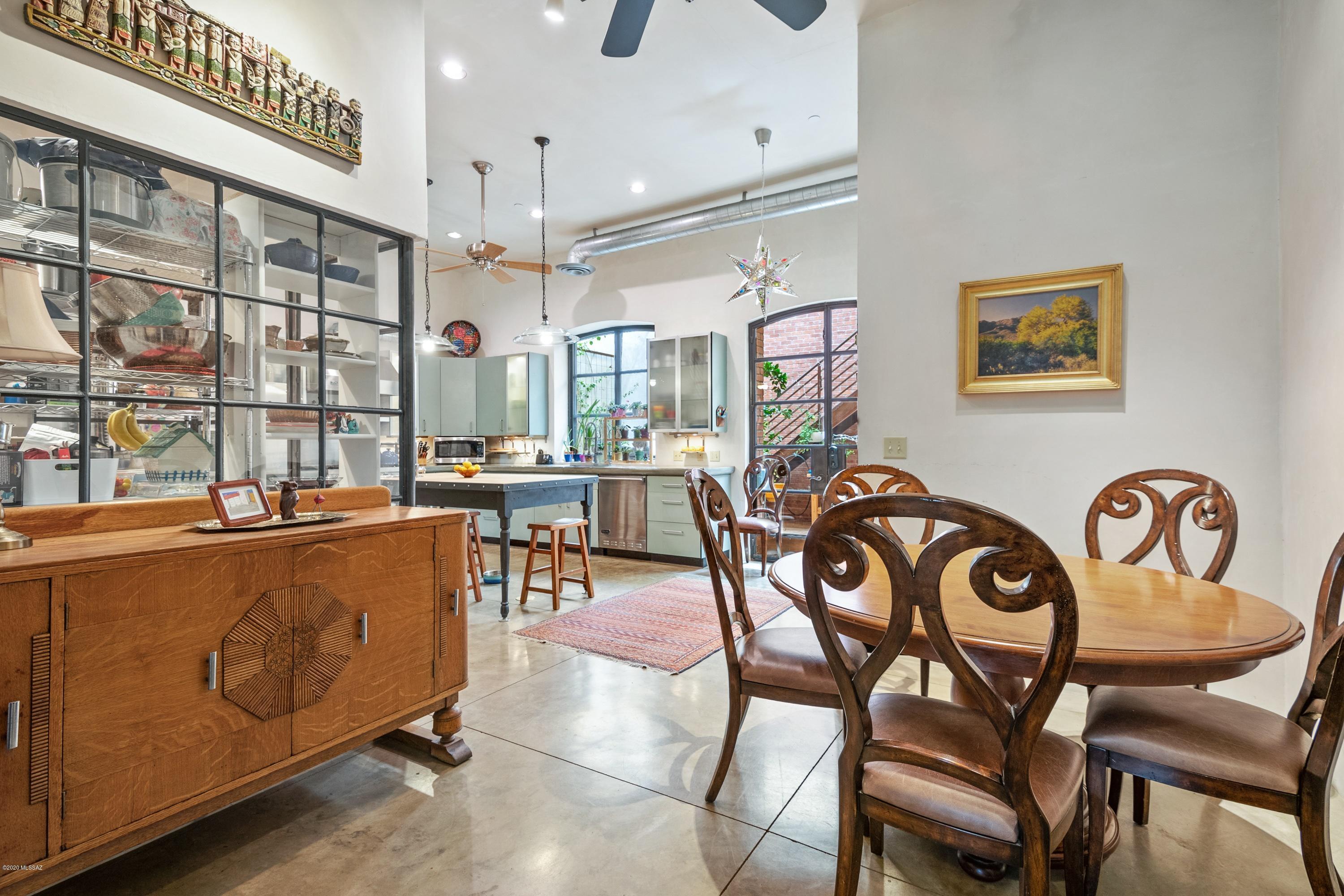 Mercado District of Menlo Park Blks A-D (1-100) - Residential