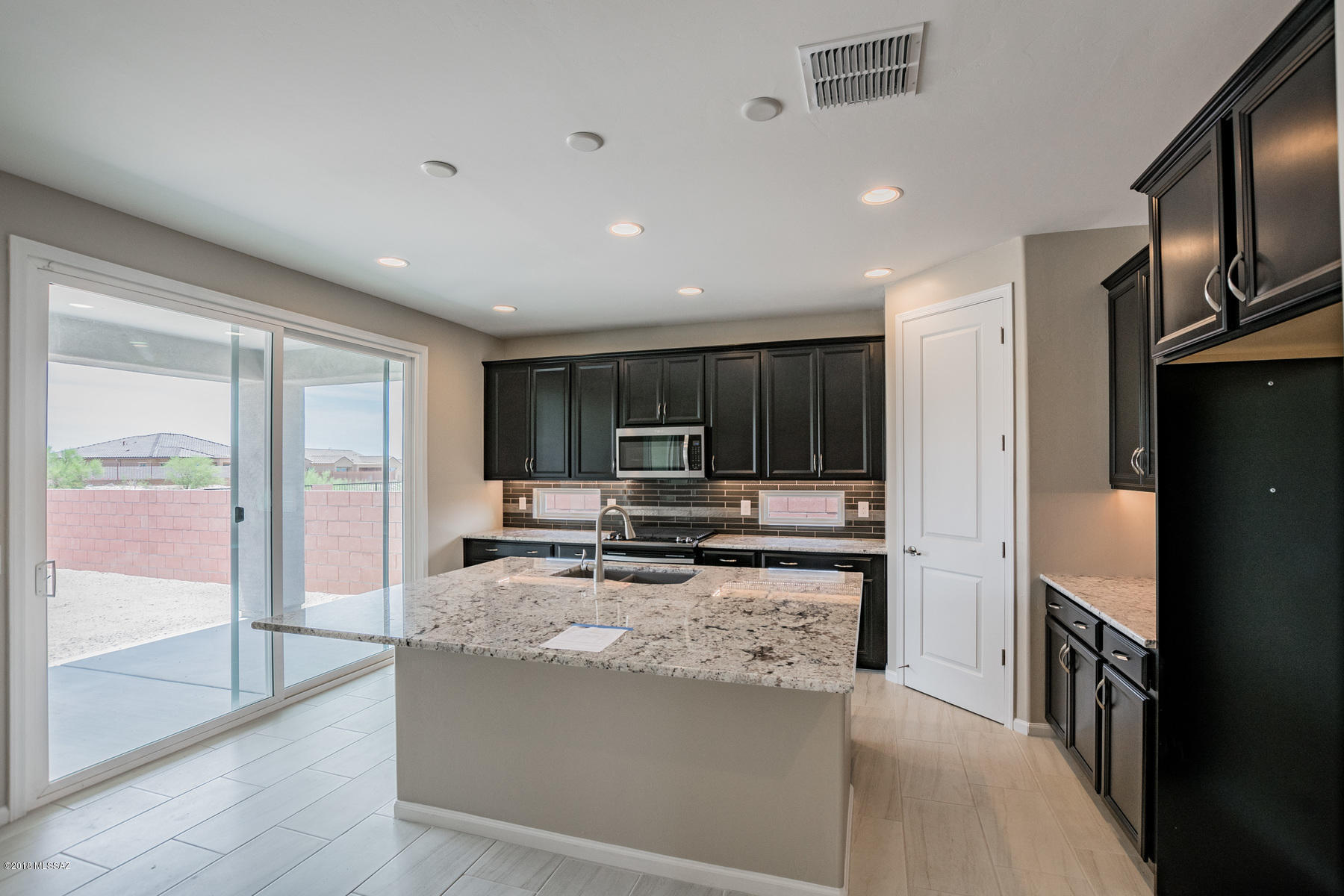 Golden Barrel Place At Dove Mountain SQ20141710079 - Residential