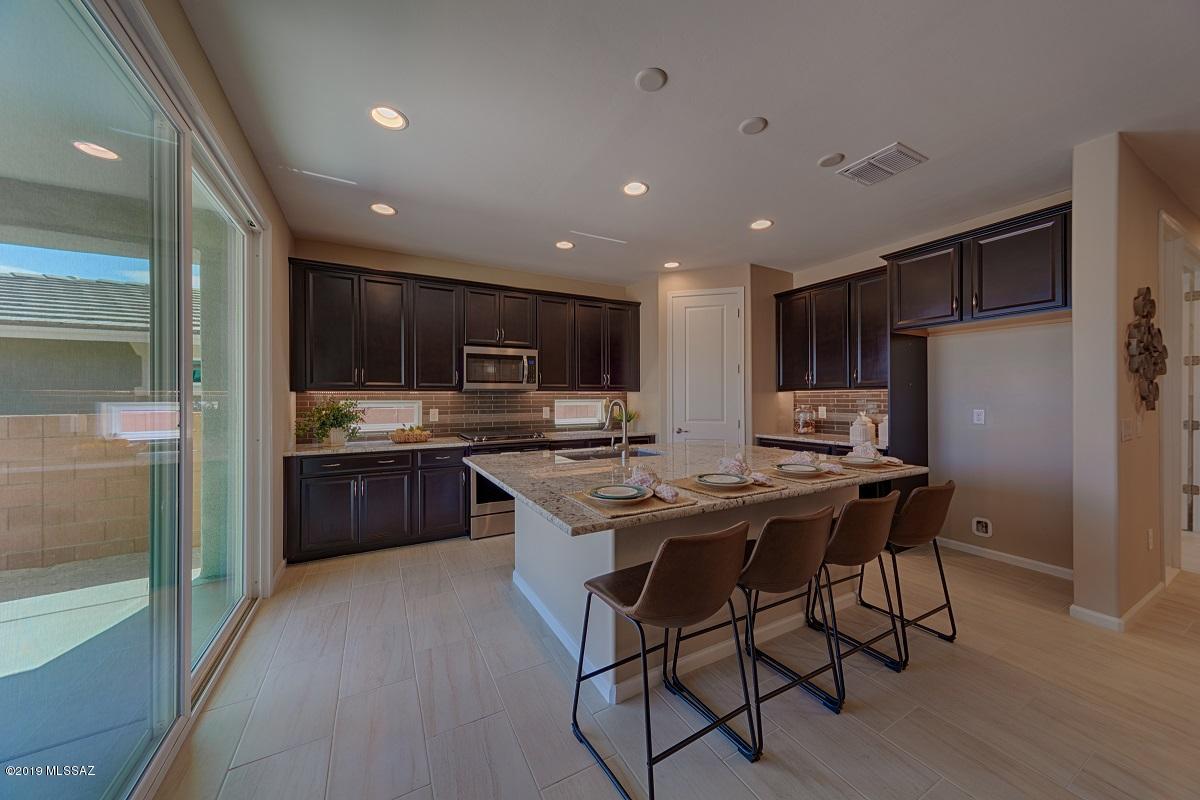 Golden Barrel Place At Dove Mountain SQ20141710079 - Residential